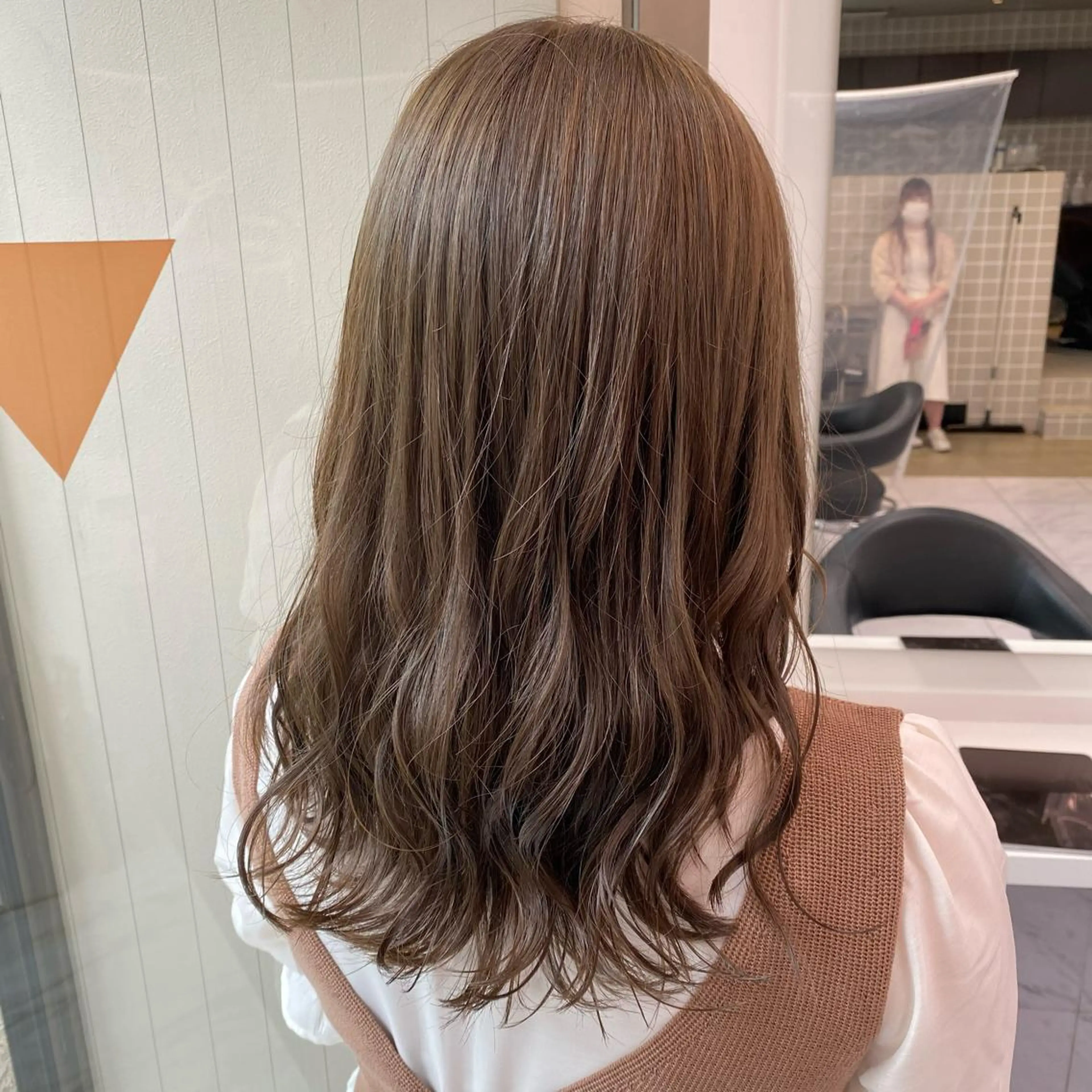 セミロング カラー レイヤー/韓国❣️ 髪質改善/亘紘輝のヘアスタイル