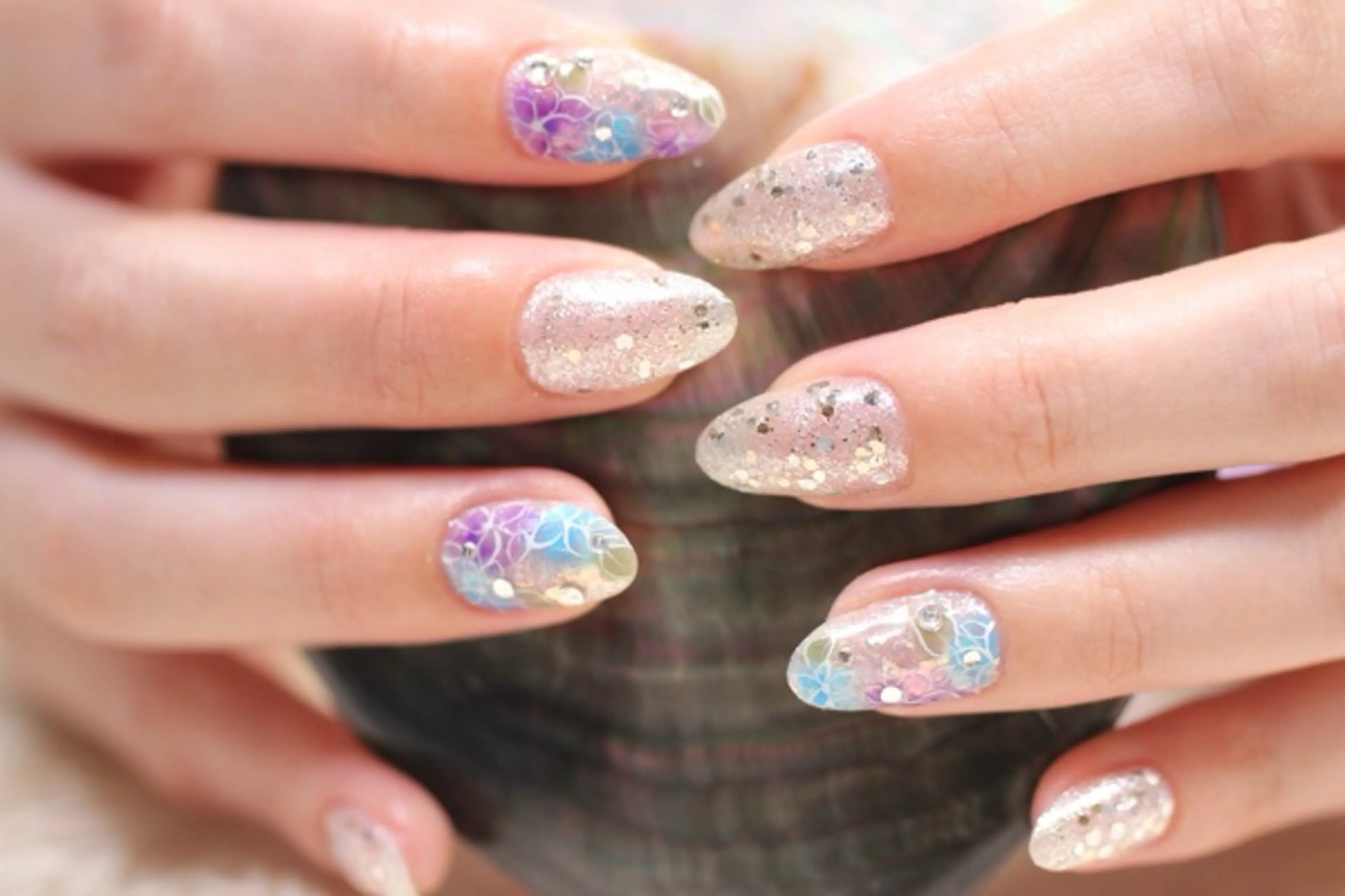 ネイル アートネイル ジェルネイル ママリンド　志村坂上店所属・しみ えんのネイルデザイン