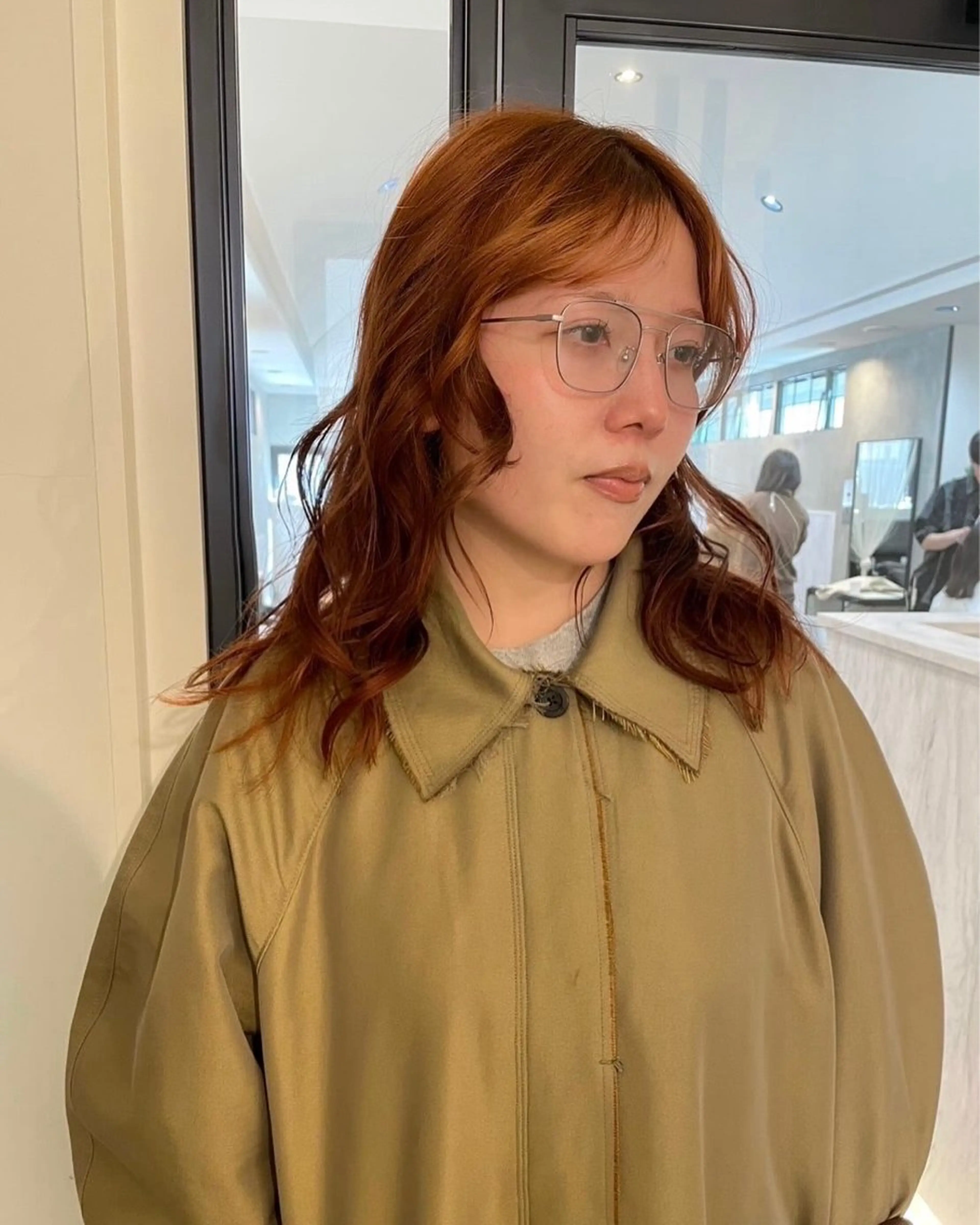 セミロング カラー ブリーチ ダブルカラー ブリーチなしカラー カット ヘアカラー 渋谷 留菜のヘアスタイル