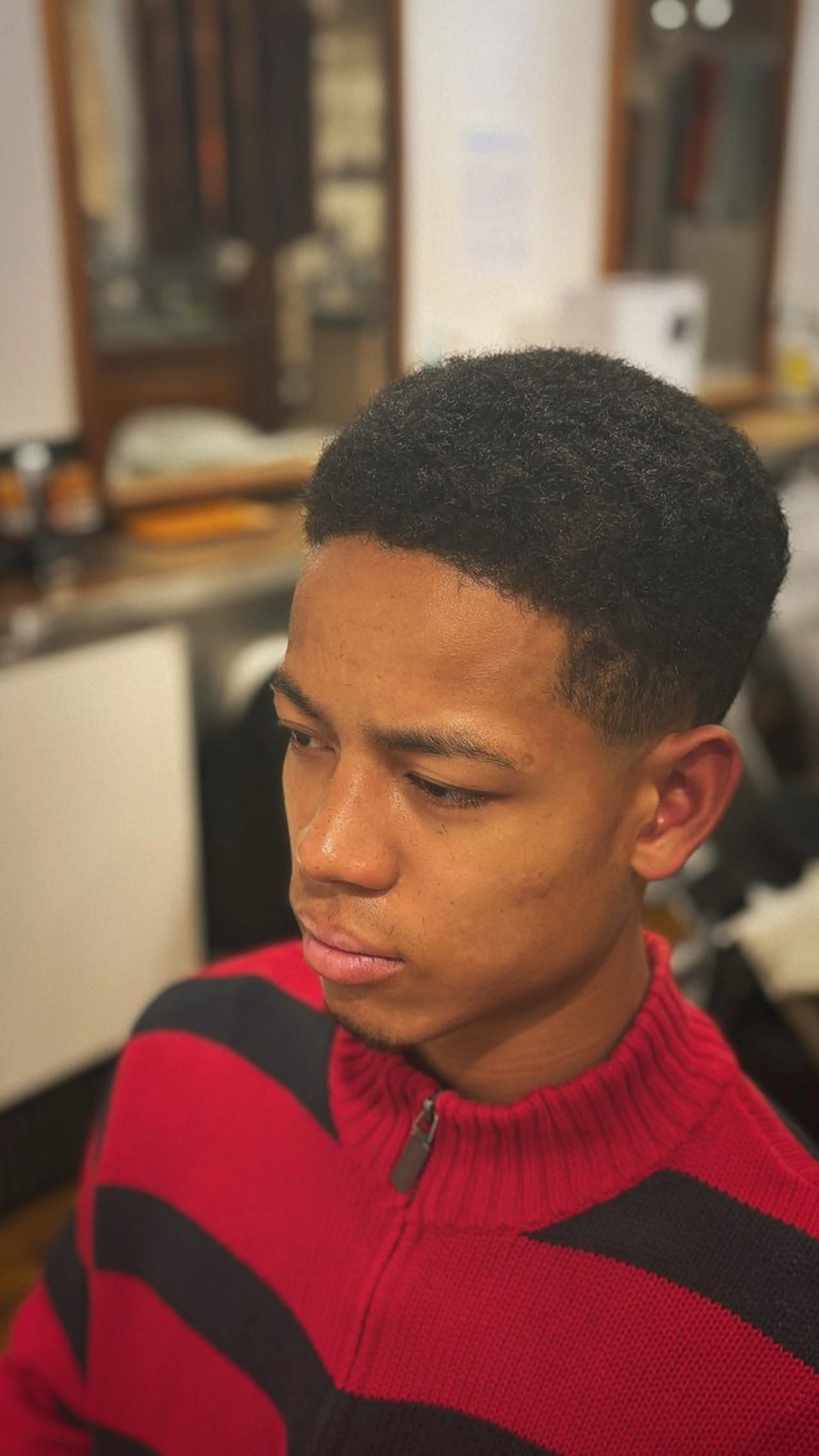 ショート メンズ SUPERCOOL   and RICO East所属・山室 恵介のヘアスタイル