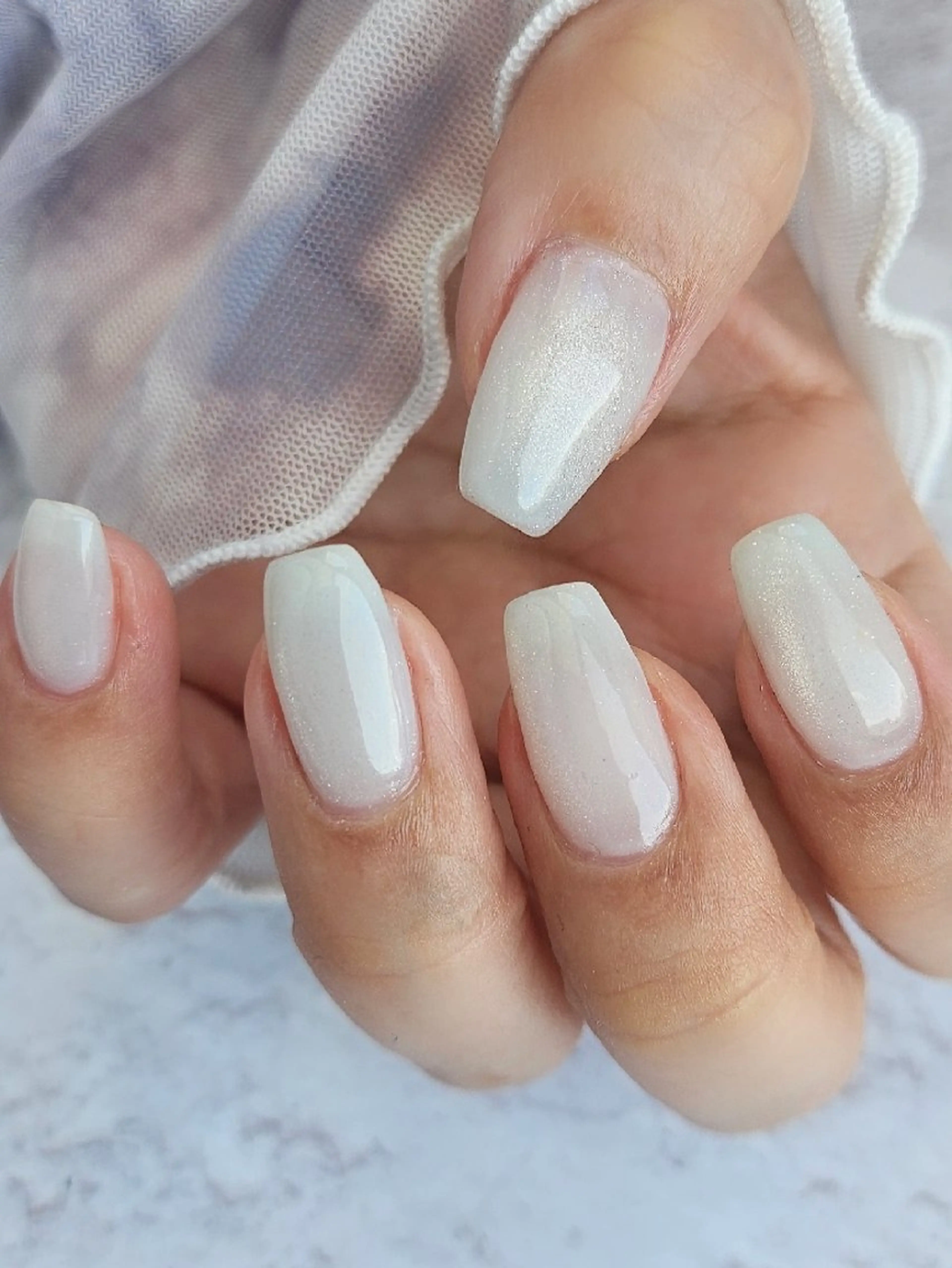 ネイル ジェルネイル マグネットネイル ピンク ホワイト ハンドネイル Noah'snail   のネイルデザイン