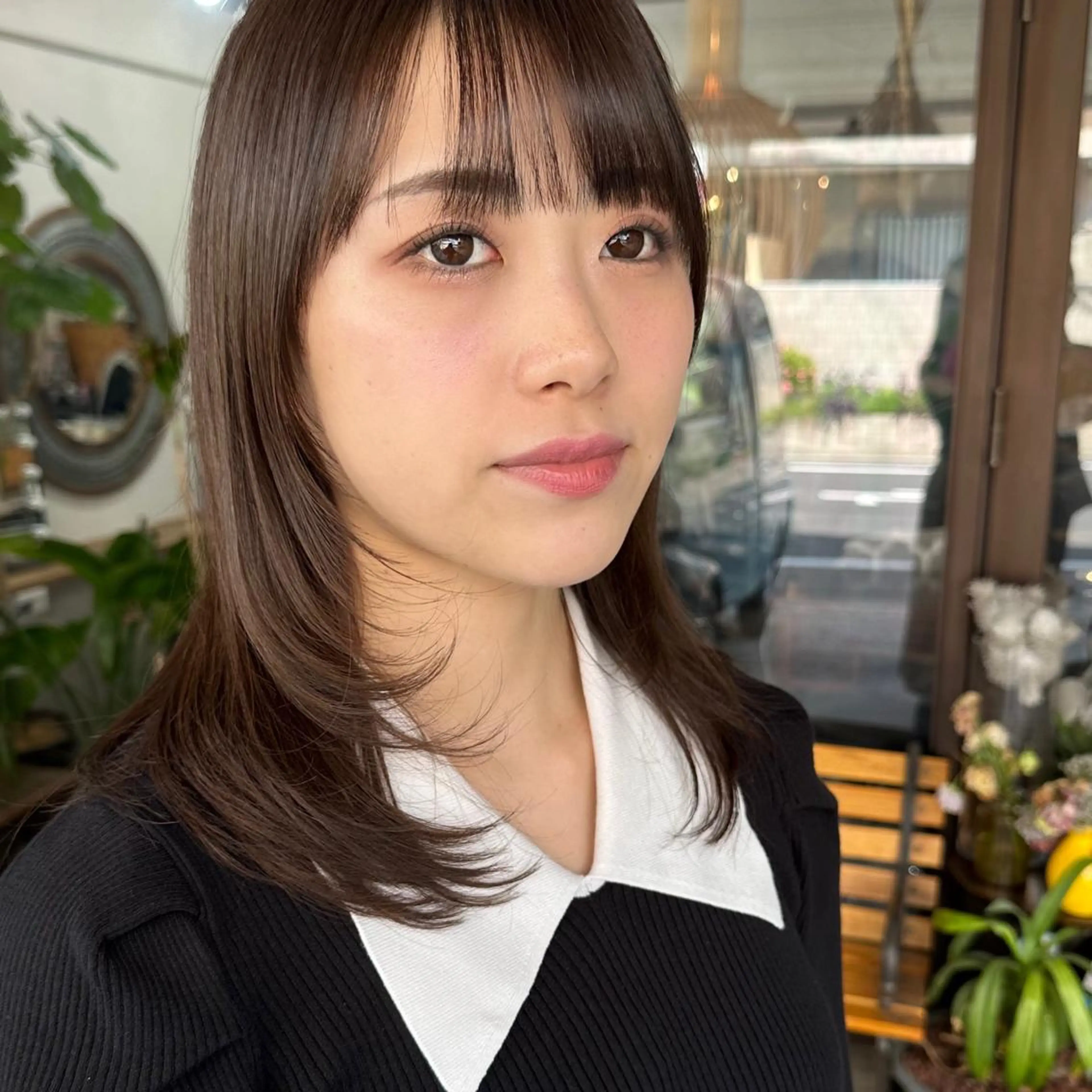 セミロング カラー 切りっぱなしボブ ショートボブ セミロングパーマ バレイヤージュ ベージュカラー カット ヘアカラー トリートメント フリーランス所属・韓国ヘア レイヤー くびれヘアMATSUのヘアスタイル