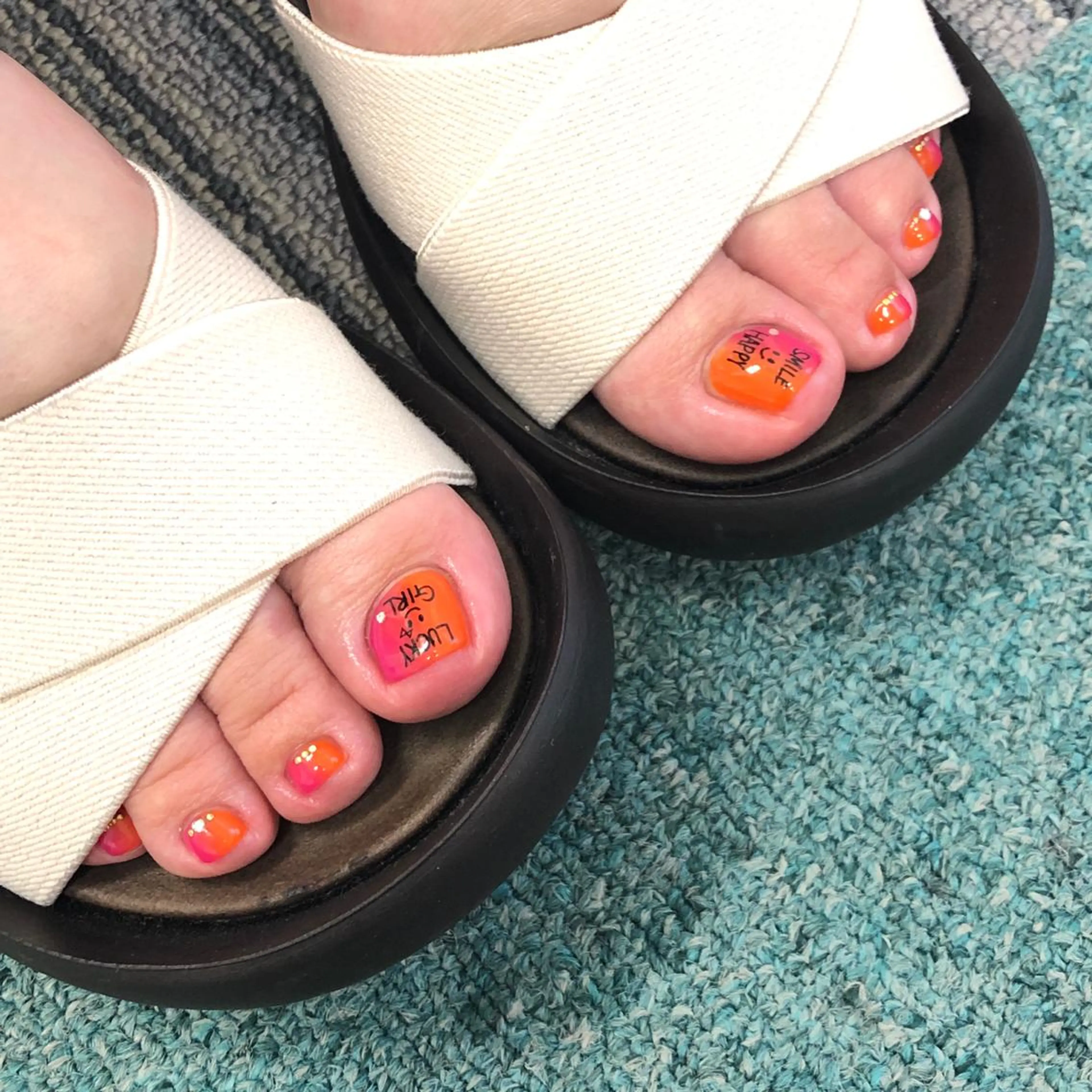 ネイル アートネイル フットネイル ユリシスネイル 担当近藤のネイルデザイン