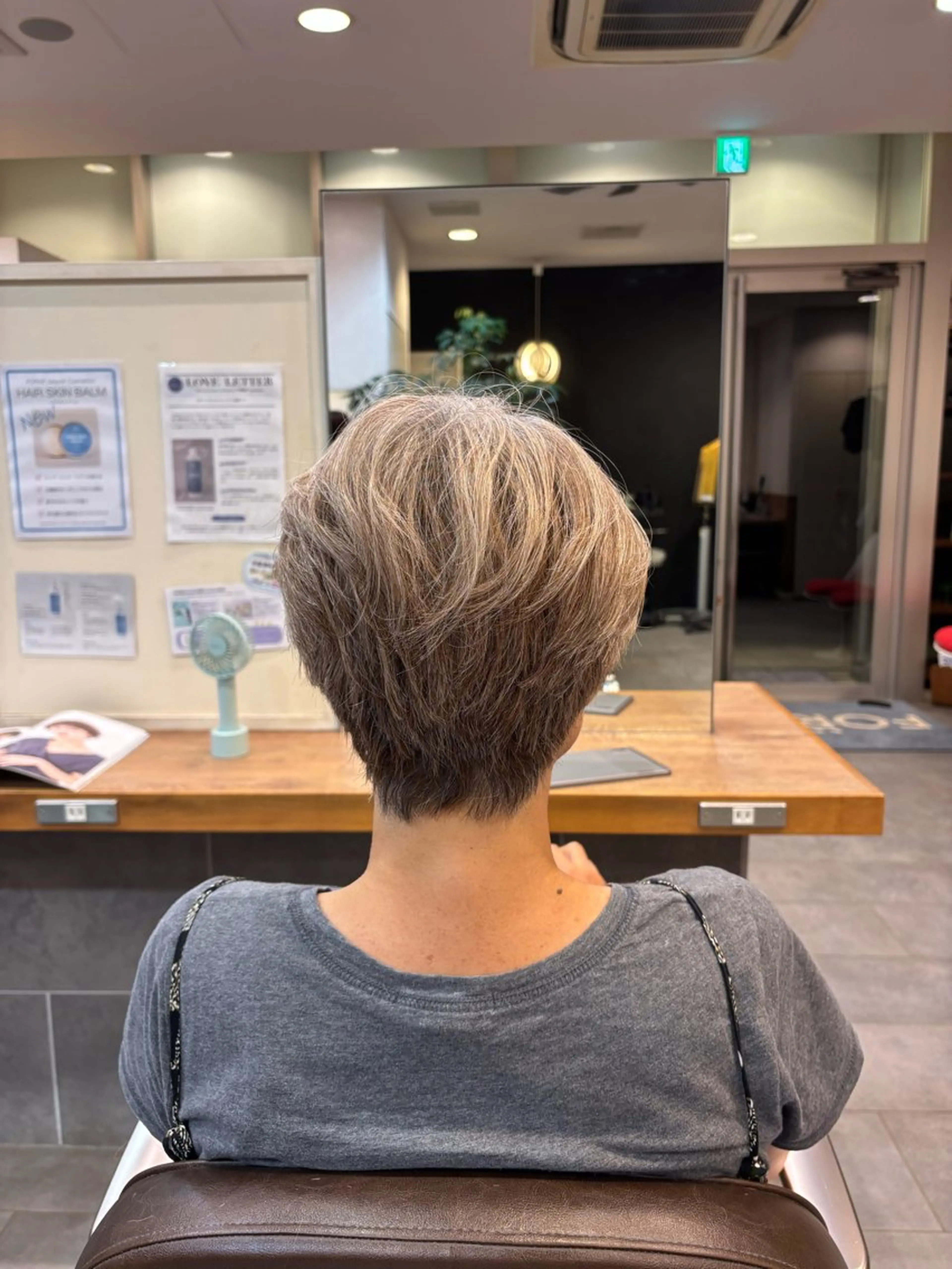 ショート 増田 枝里子のヘアスタイル