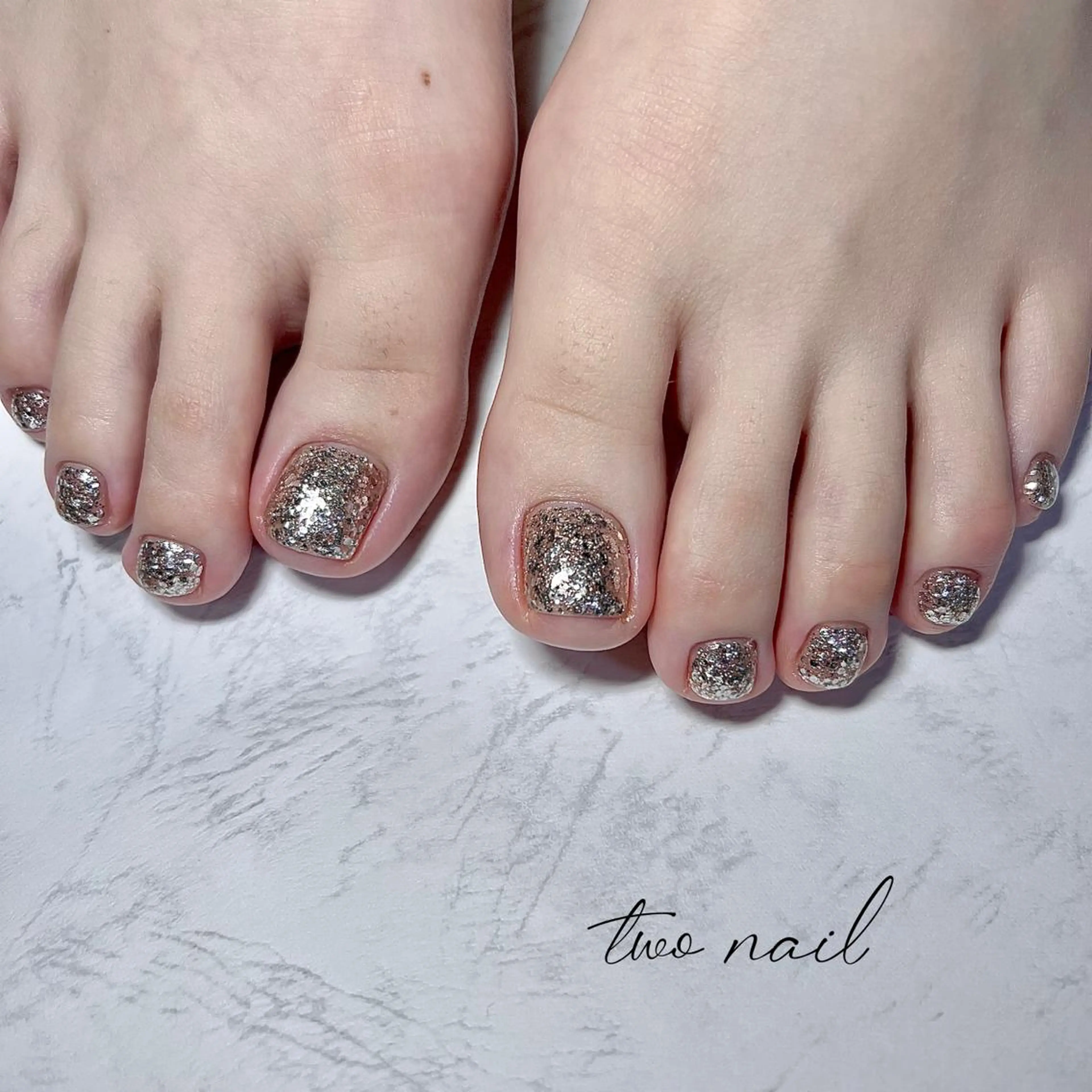 フットネイル two nailのネイルデザイン