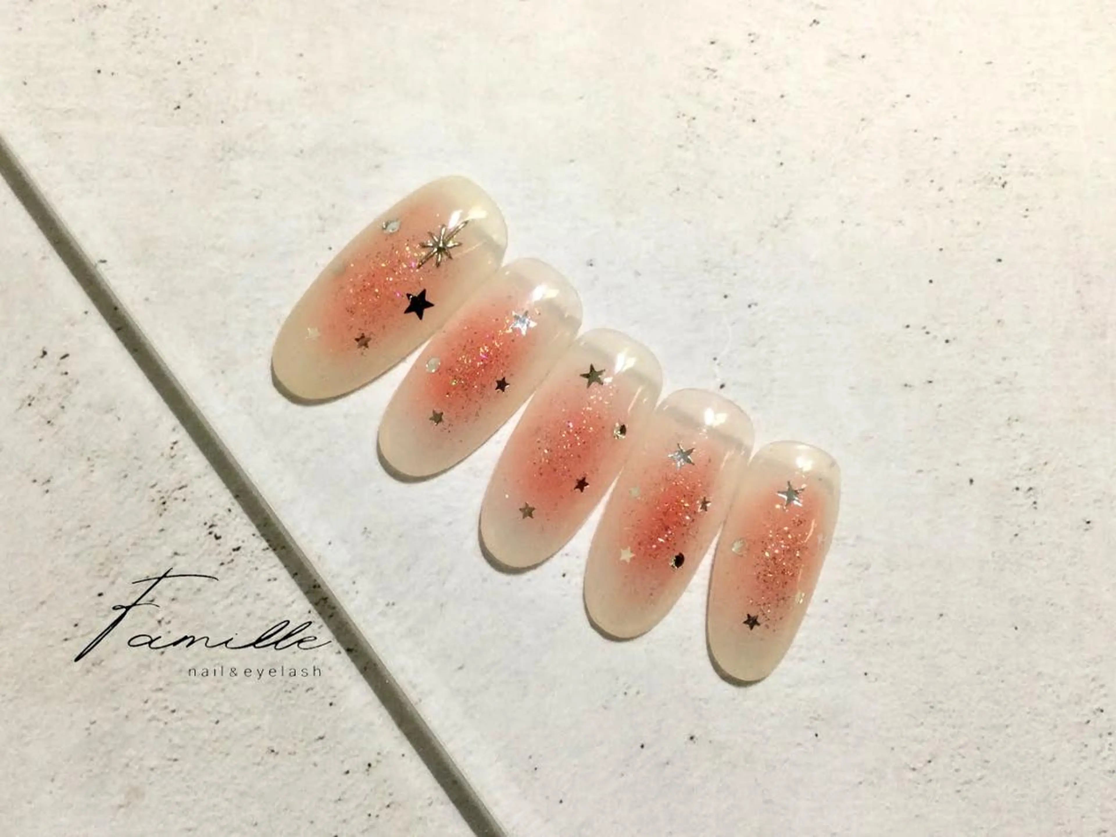 定額Dコース💅デザインサンプルの中から選べます✨配置変更・色変え可能☝️の写真