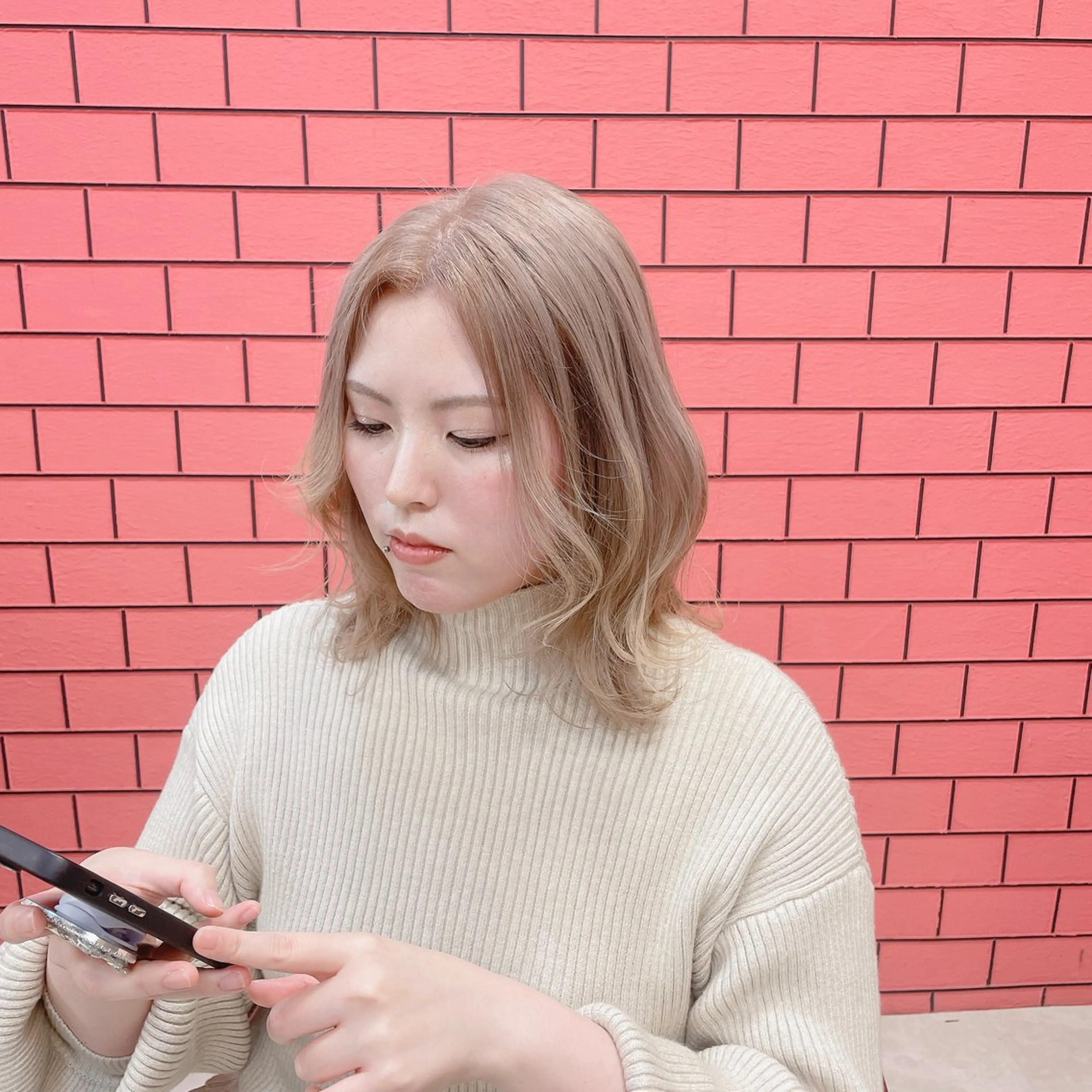 ミディアム カラー バレイヤージュ ブリーチ ケアブリーチ ダブルカラー イヤリングカラー ヘアカラー トリートメント デザインカラー 髪質改善Lilithのその他イメージ