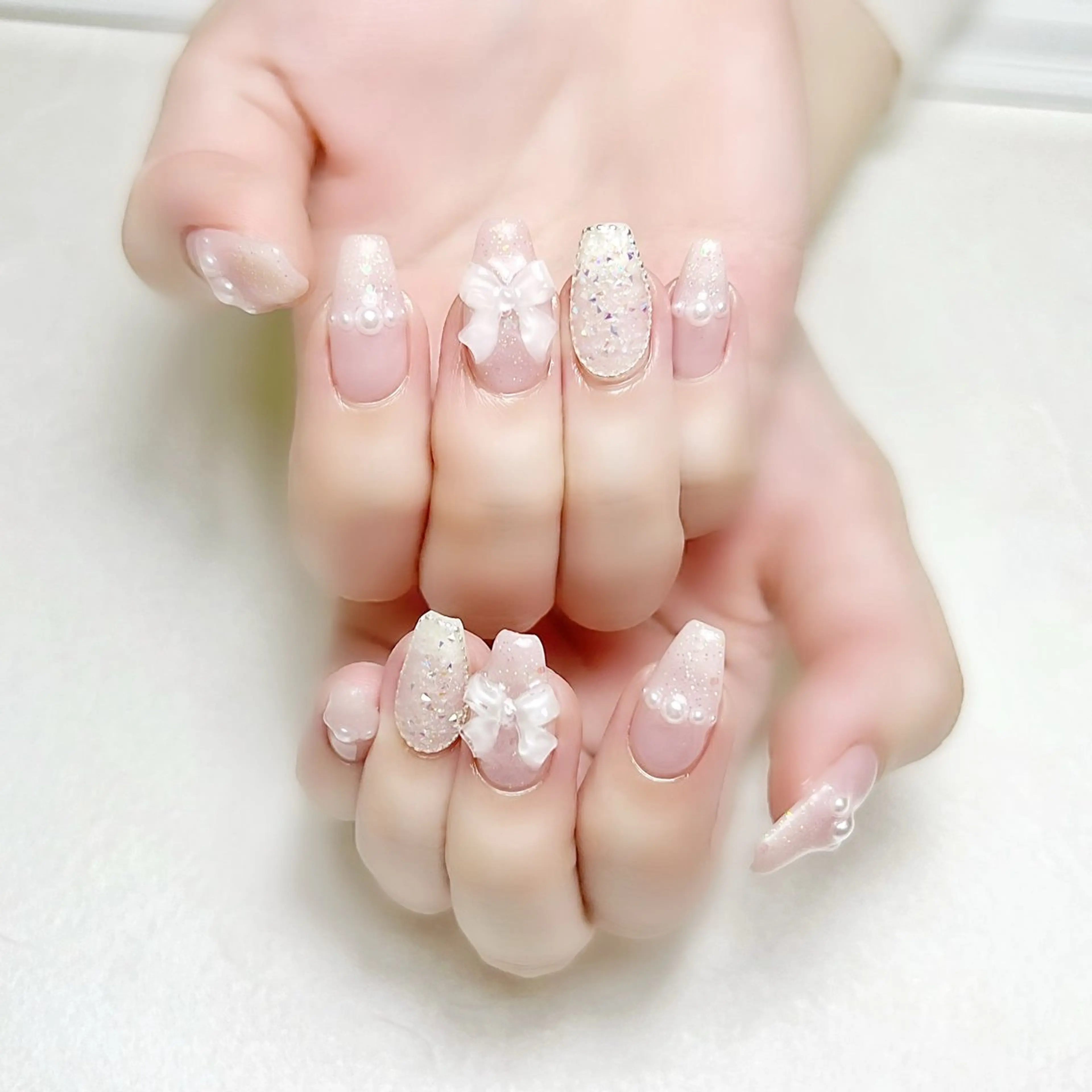 ネイル ラメ(グリッター) リボン ワンホンネイル rouse nail RISATOのネイルデザイン