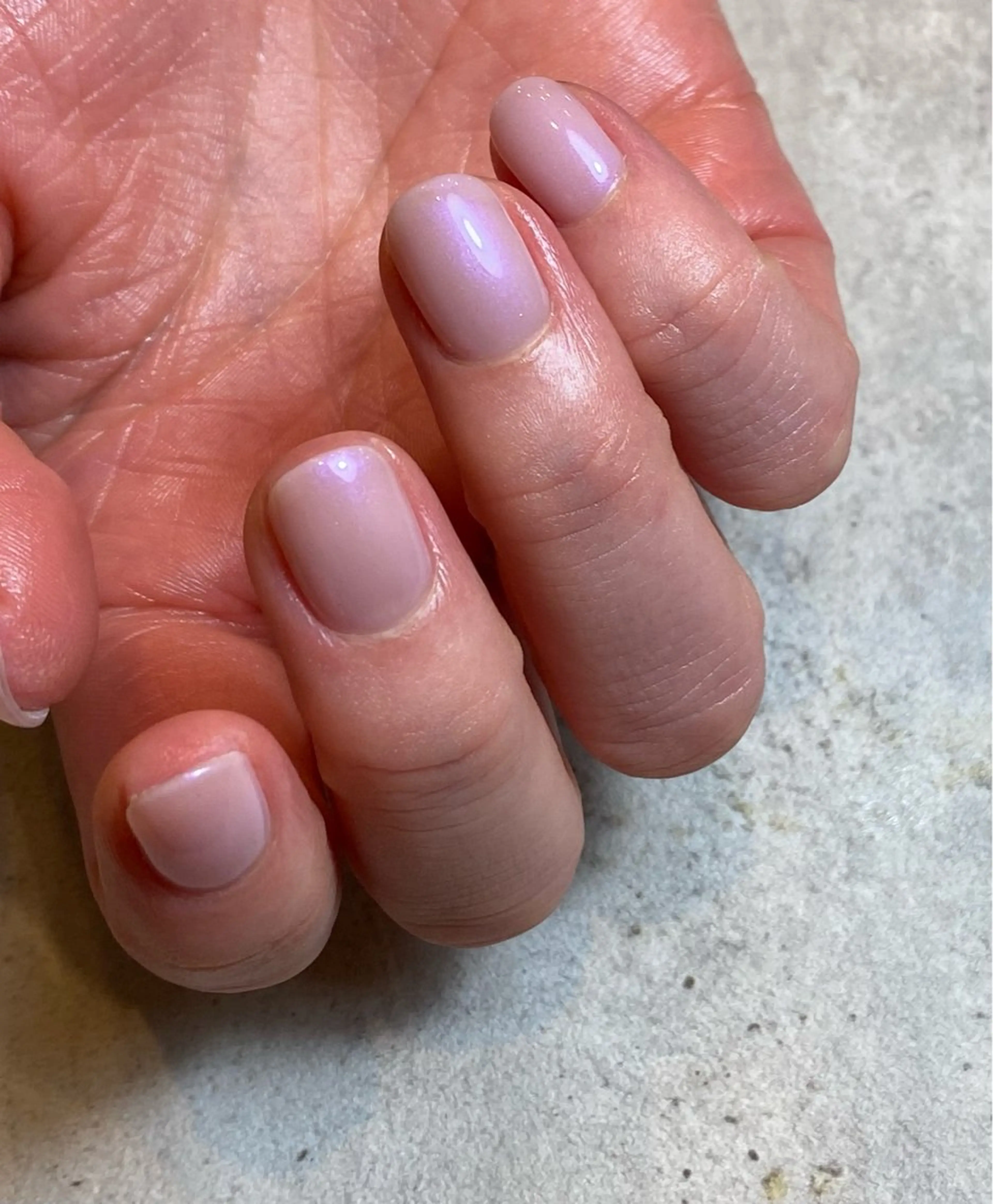 ナチュラルワンカラー（甘皮ケア込み）の写真