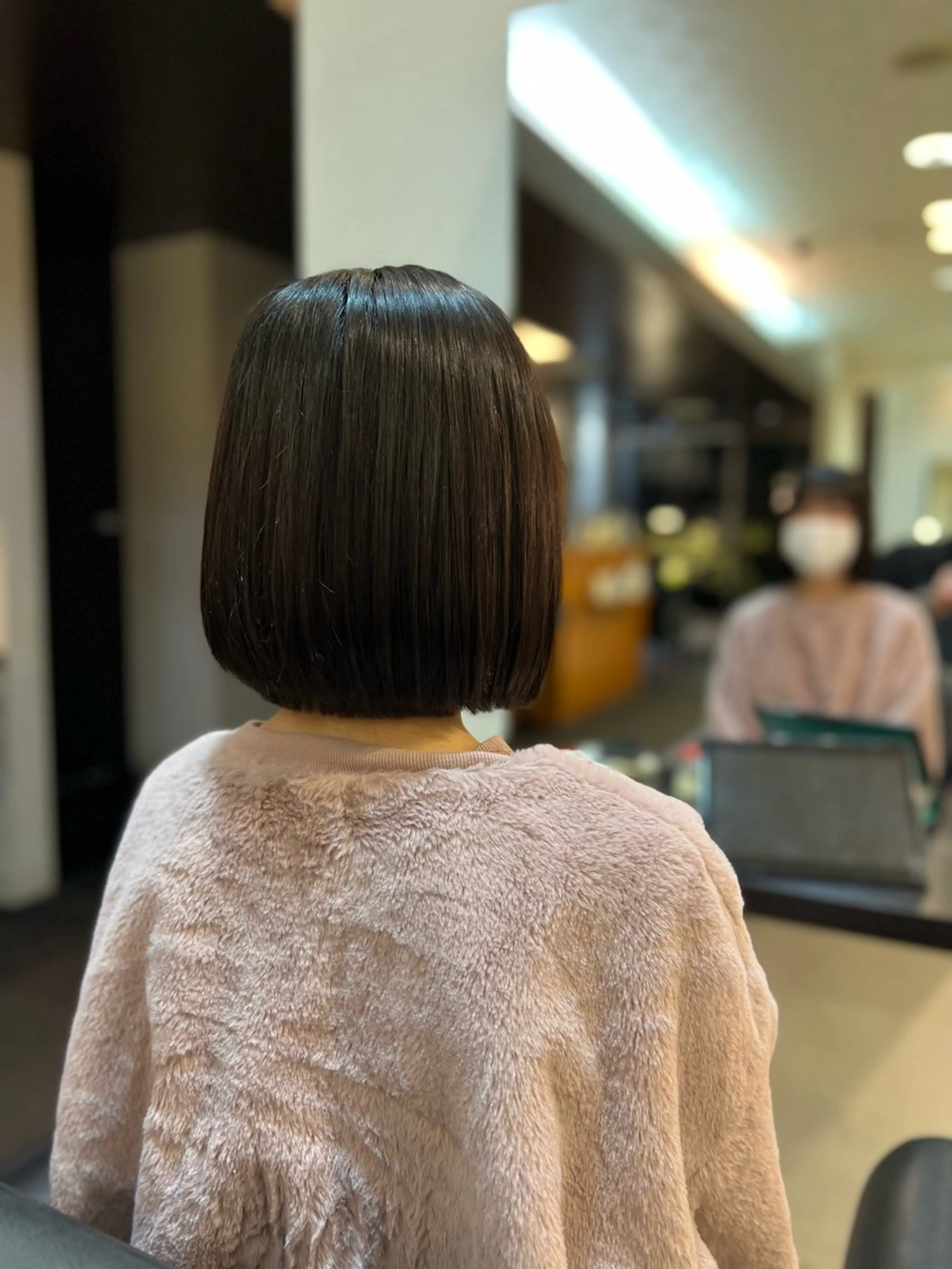 ショート パーマ AIconic nagoya所属・縮毛矯正/ レイヤー/ミディアムのヘアスタイル