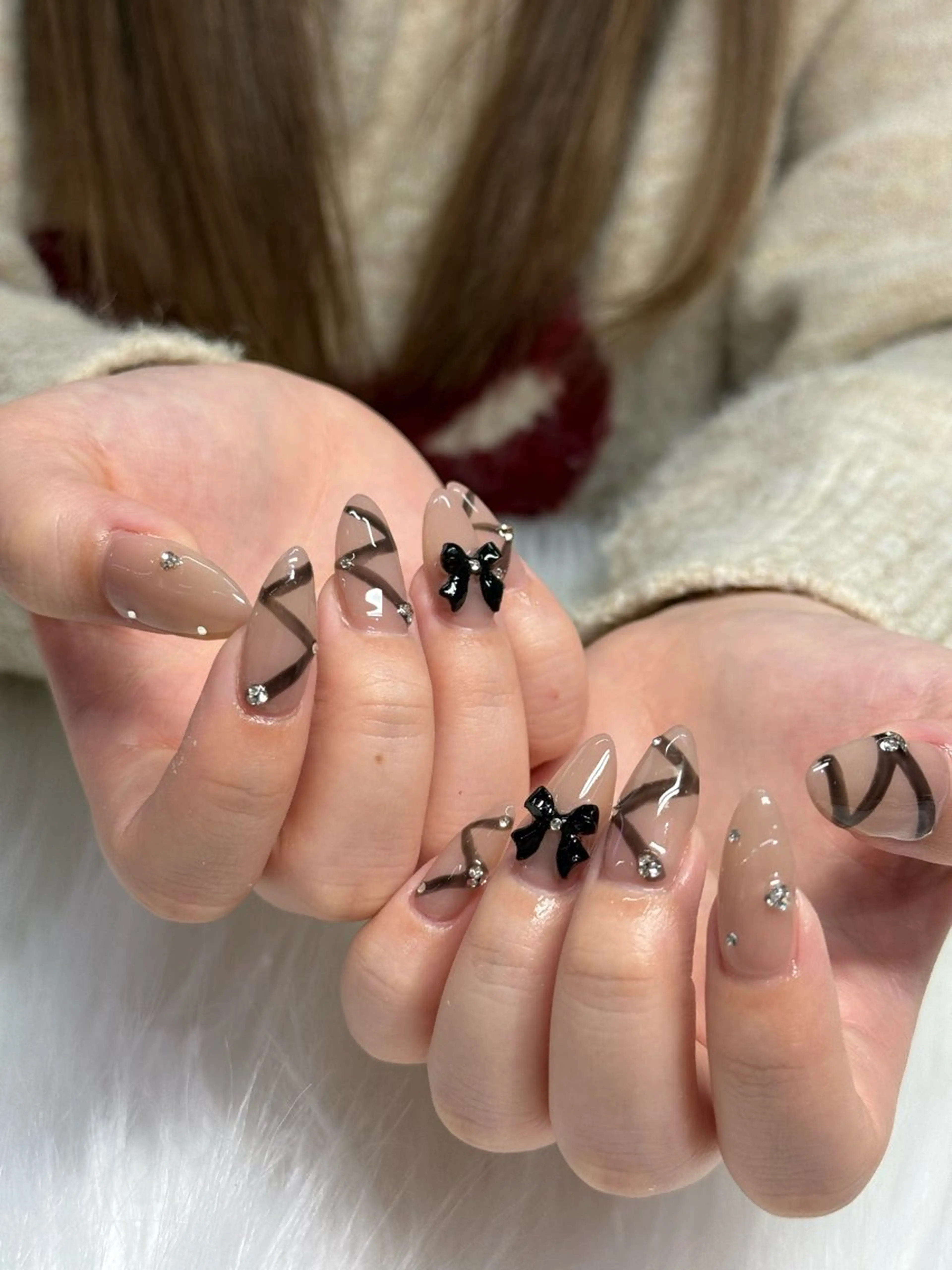 ネイル リボン ハンドネイル WOLTOKYO渋谷 yunaのネイルデザイン