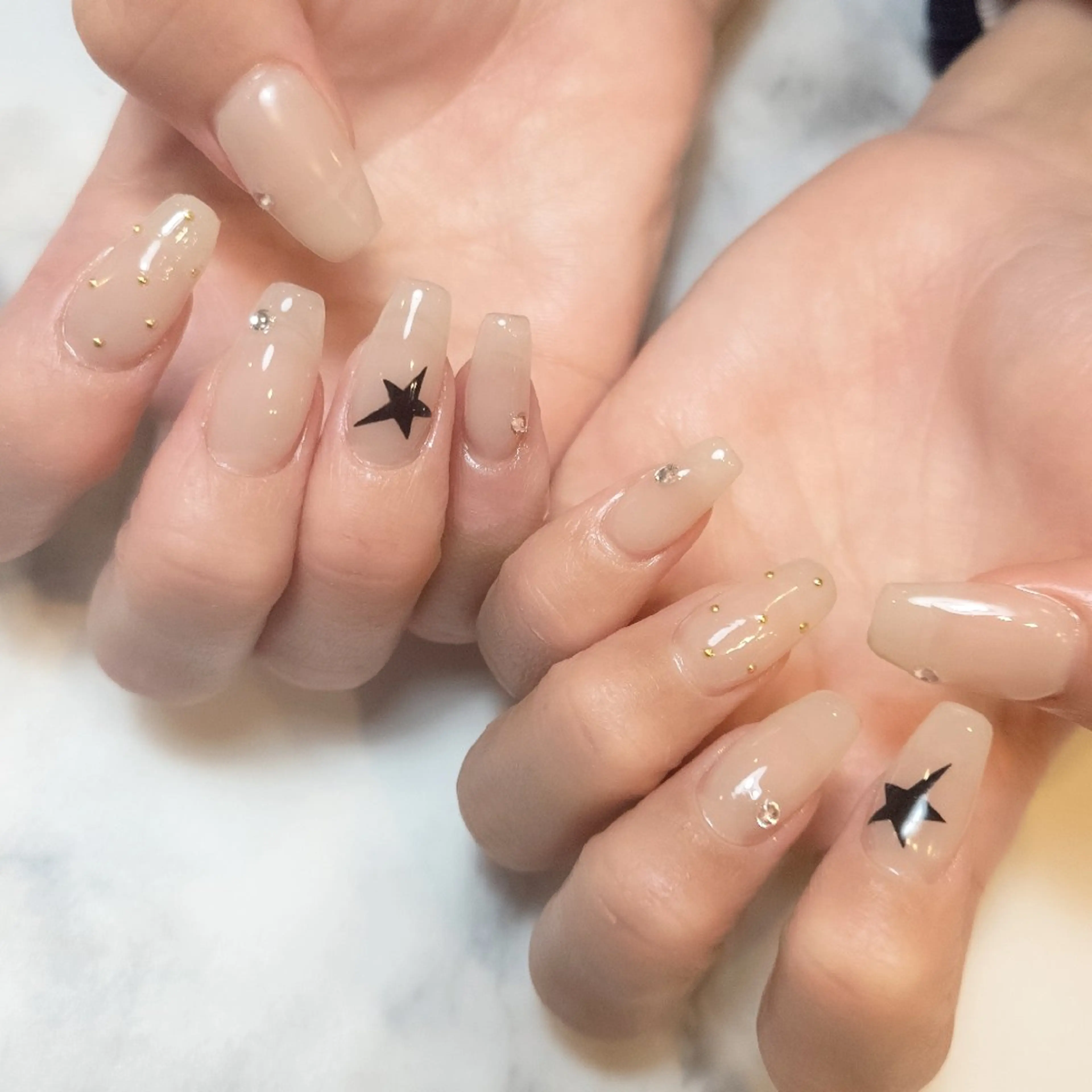 ネイル ハンドネイル 3/11🈳️🌼 永山瑞穂のネイルデザイン