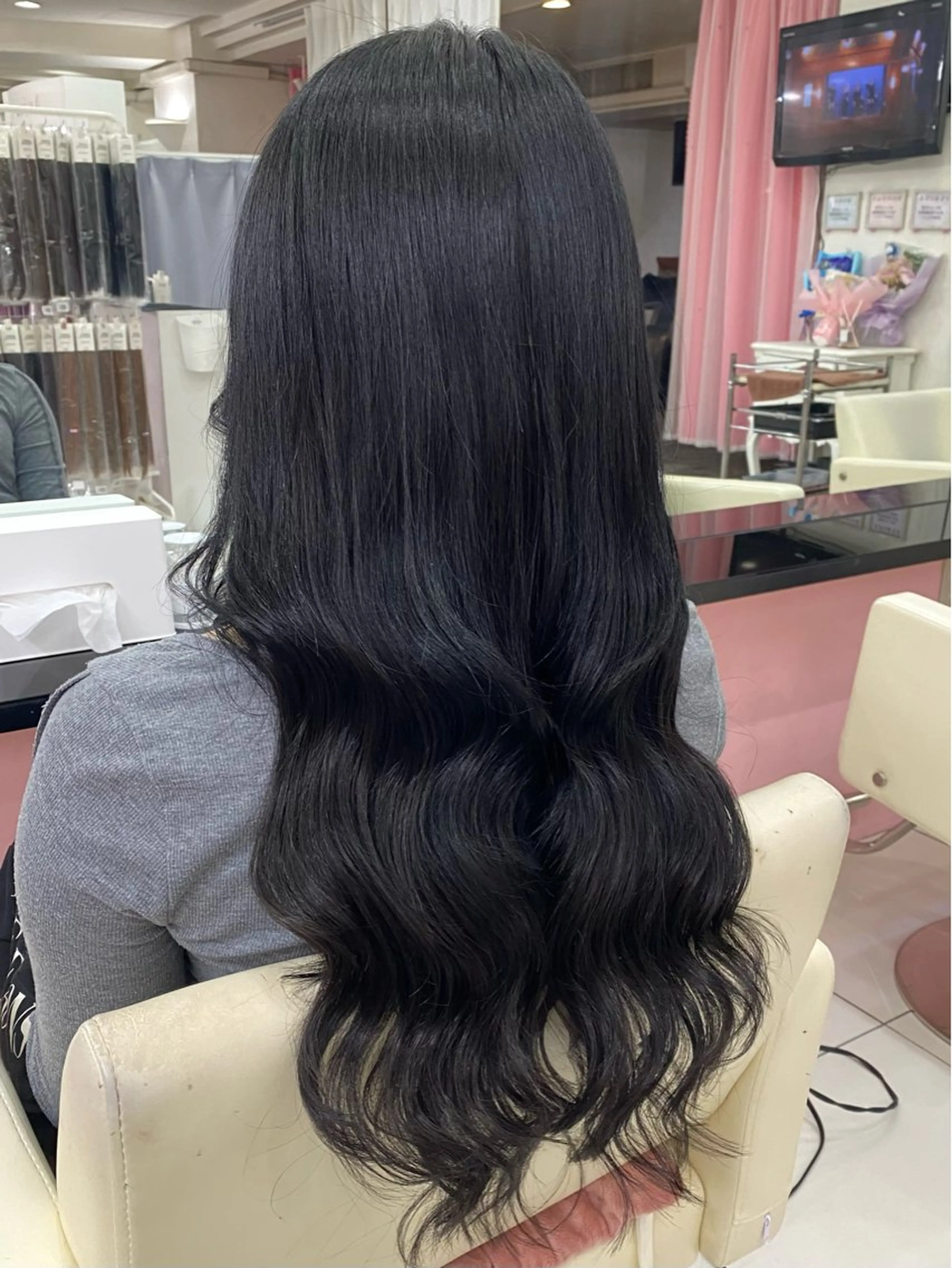 ロング illfrere所属・illfrere MOMOKAのヘアスタイル