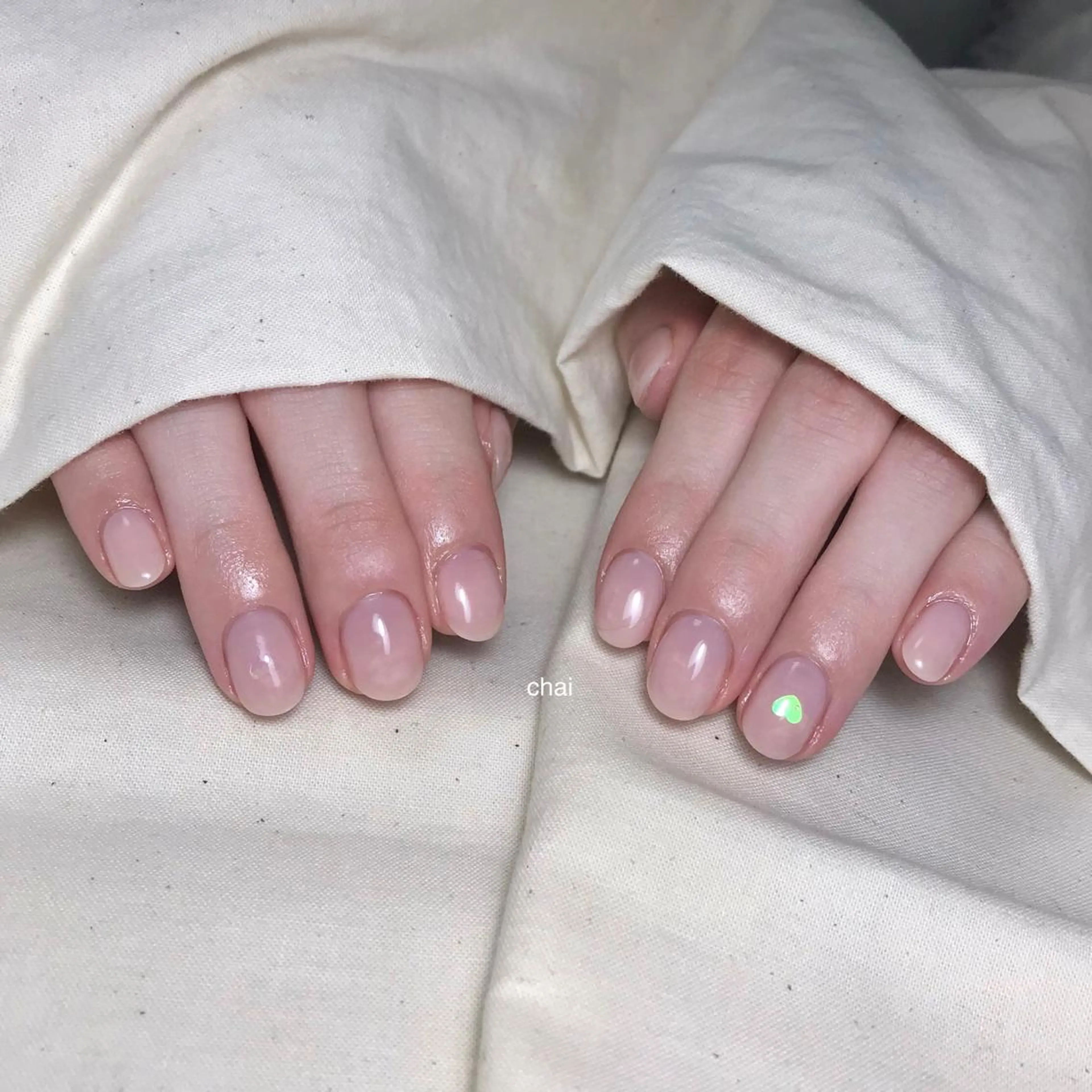 ネイル ハート ホログラムネイル ハンドネイル 💅 Ai.のネイルデザイン