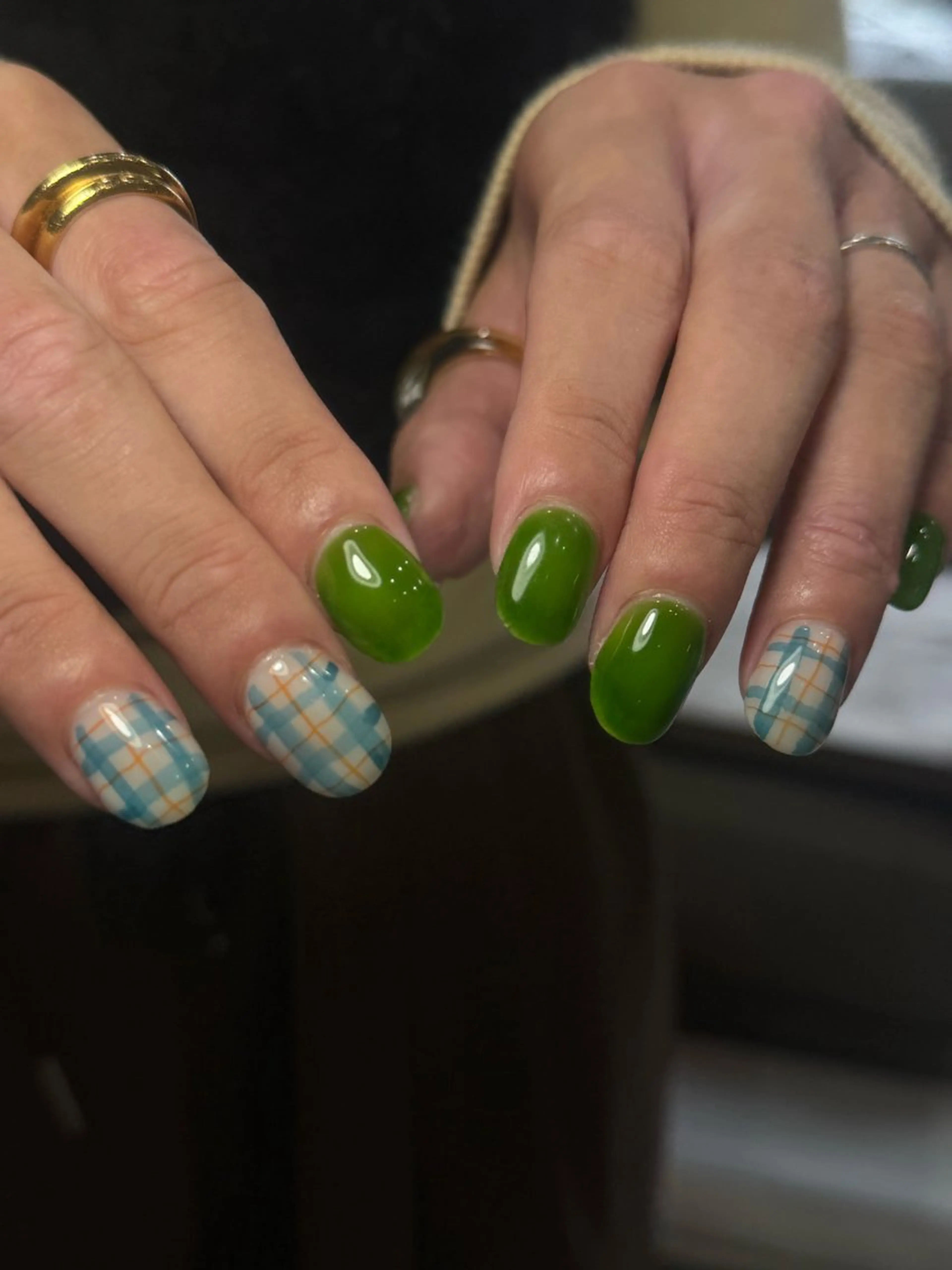 ネイル neouv所属・NEOUV_ mikuのネイルデザイン