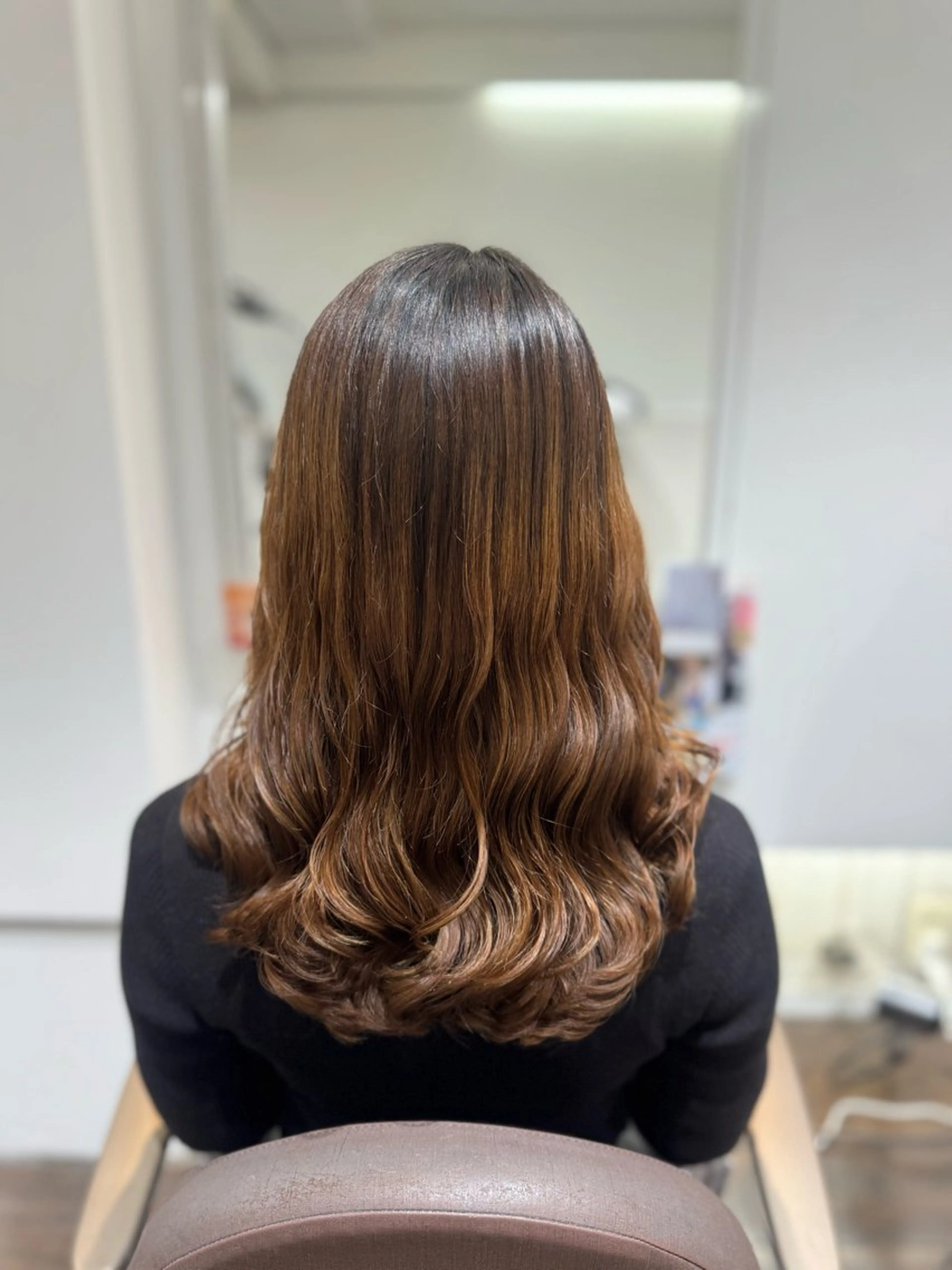 セミロング カット パーマ トリートメント 大人可愛い♡コテ巻き パーマ🌼杉田 萌恵のヘアスタイル