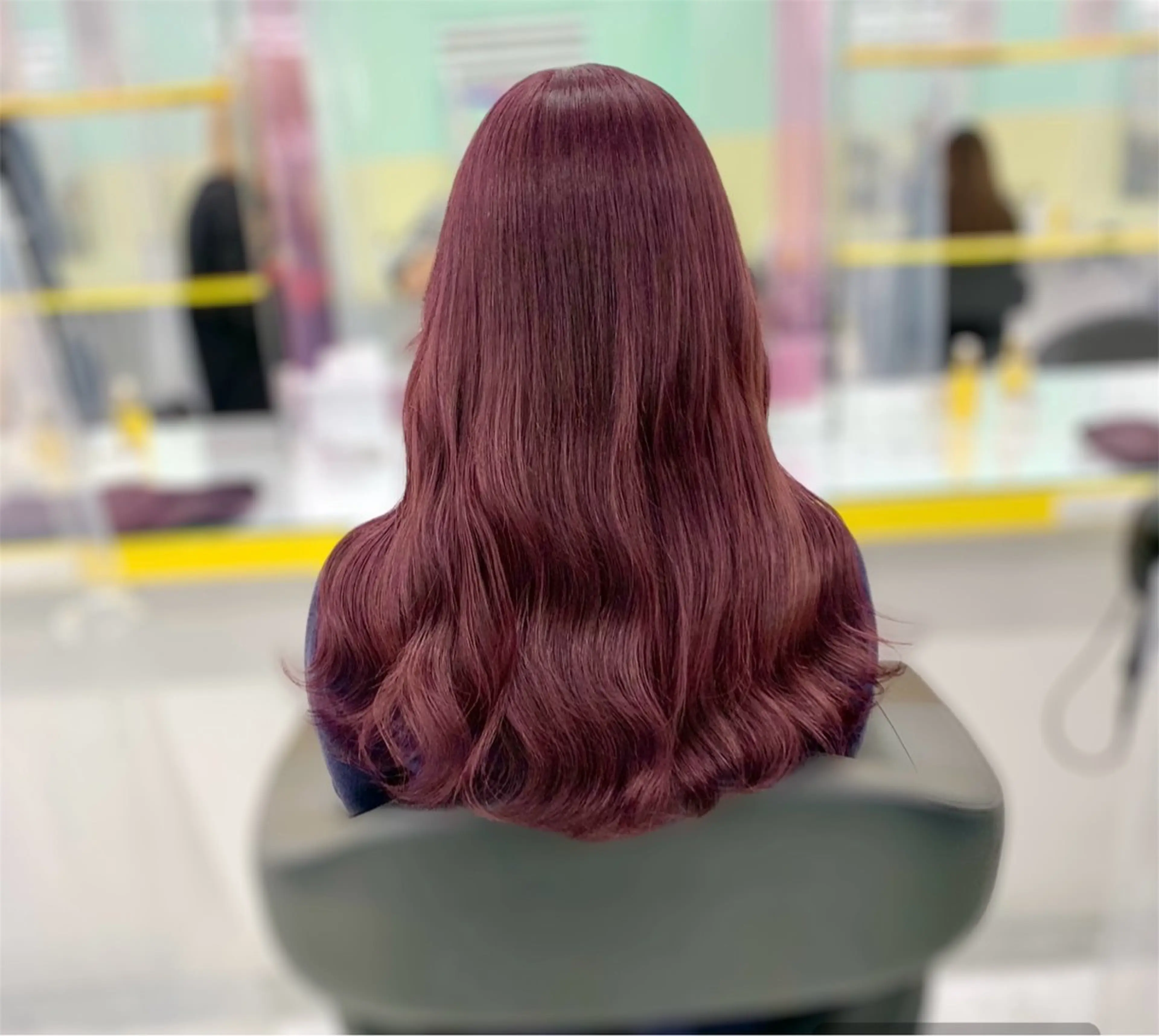 セミロング カラー ヘアアレンジ カシス ピンクカラー ヘアカラー パーマ トリートメント ヘッドスパ ヘアセット 顔まわりカット の達人のヘアスタイル