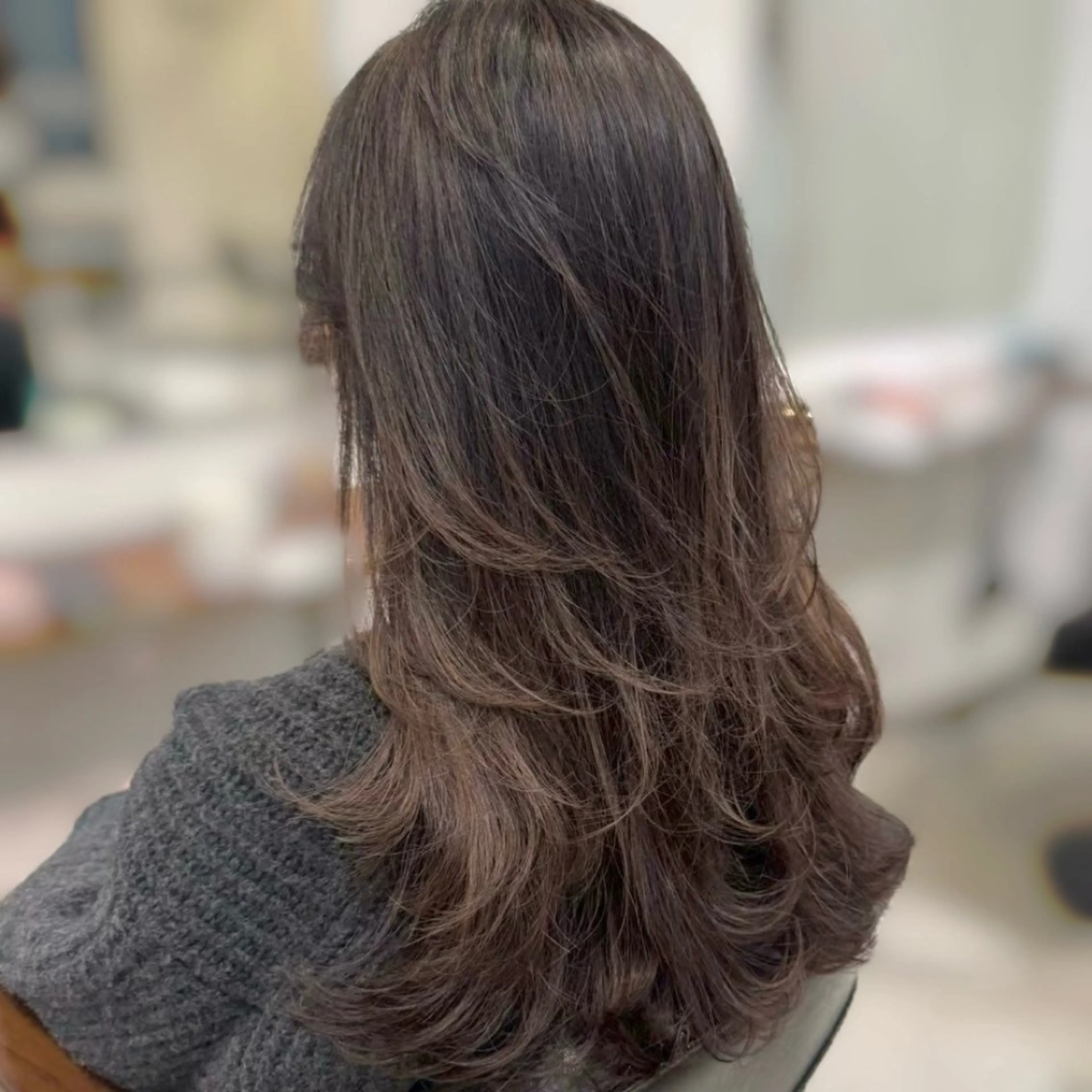 ロング 坂本 璃里杏のヘアスタイル