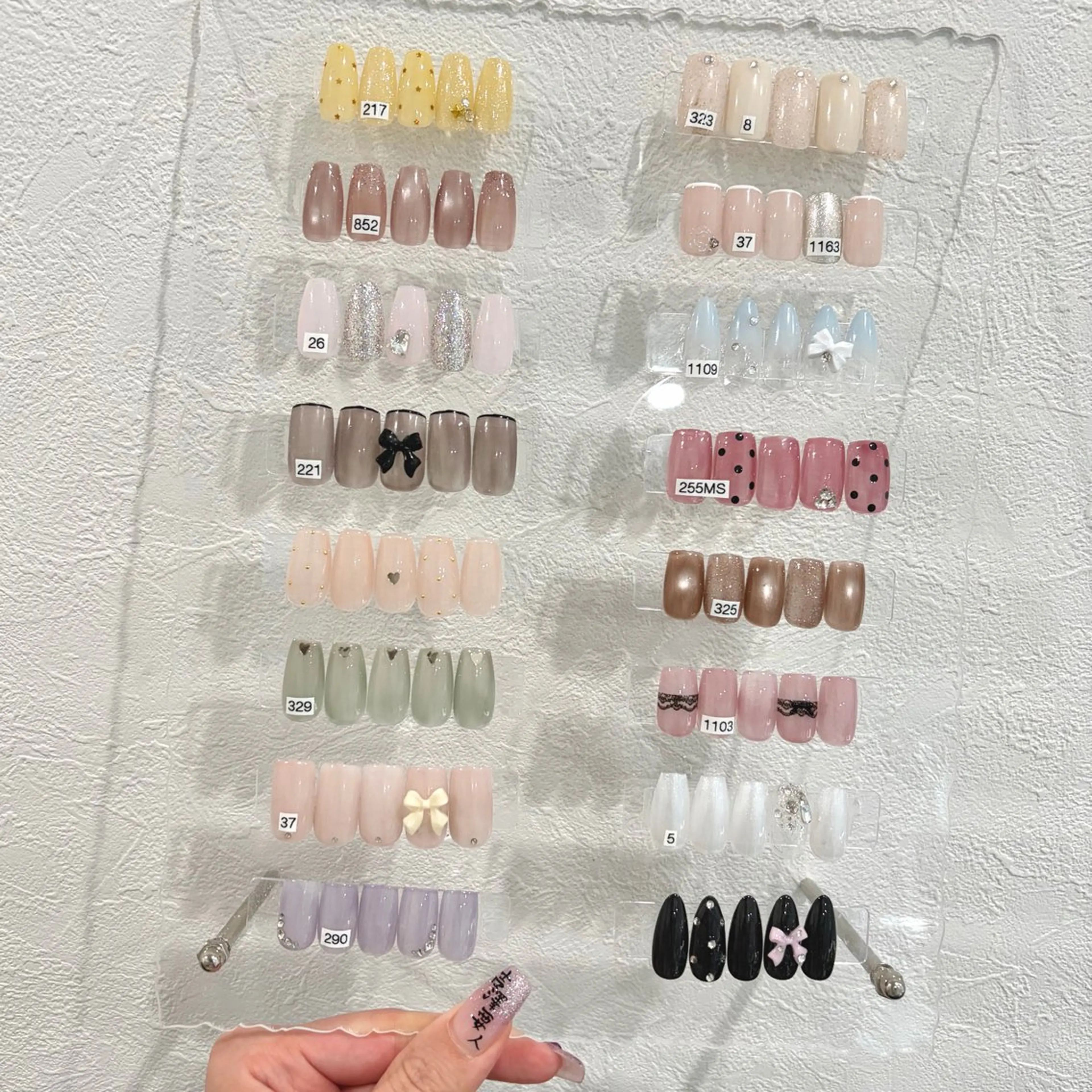 ネイル シンプルネイル ハンドネイル EmaNail 奈良橿原店所属・EmaNail 🧸Momokaのネイルデザイン