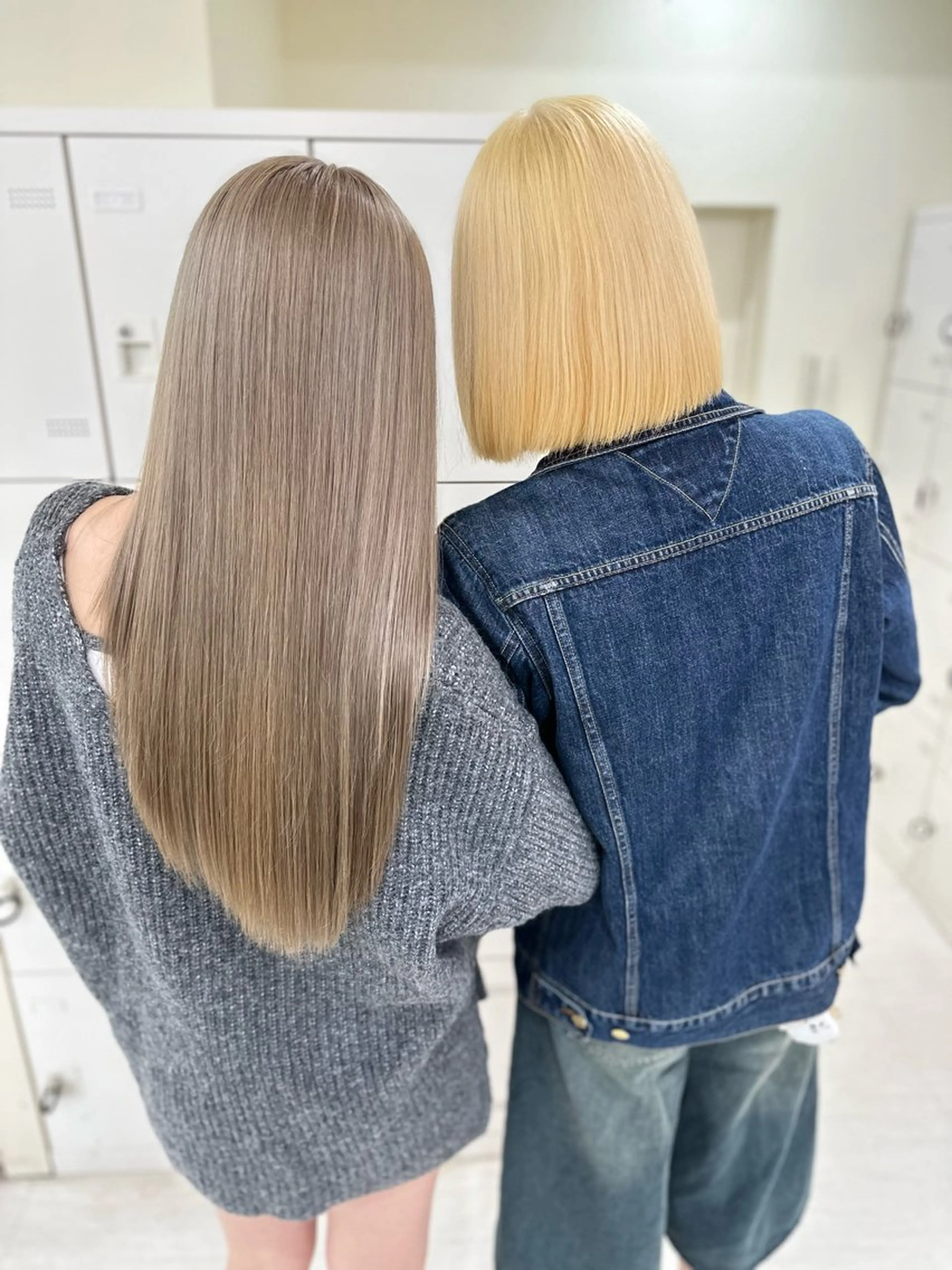 ロング カラー ヘアアレンジ 艶カラー/ハイトーン /レイヤーカットのヘアスタイル