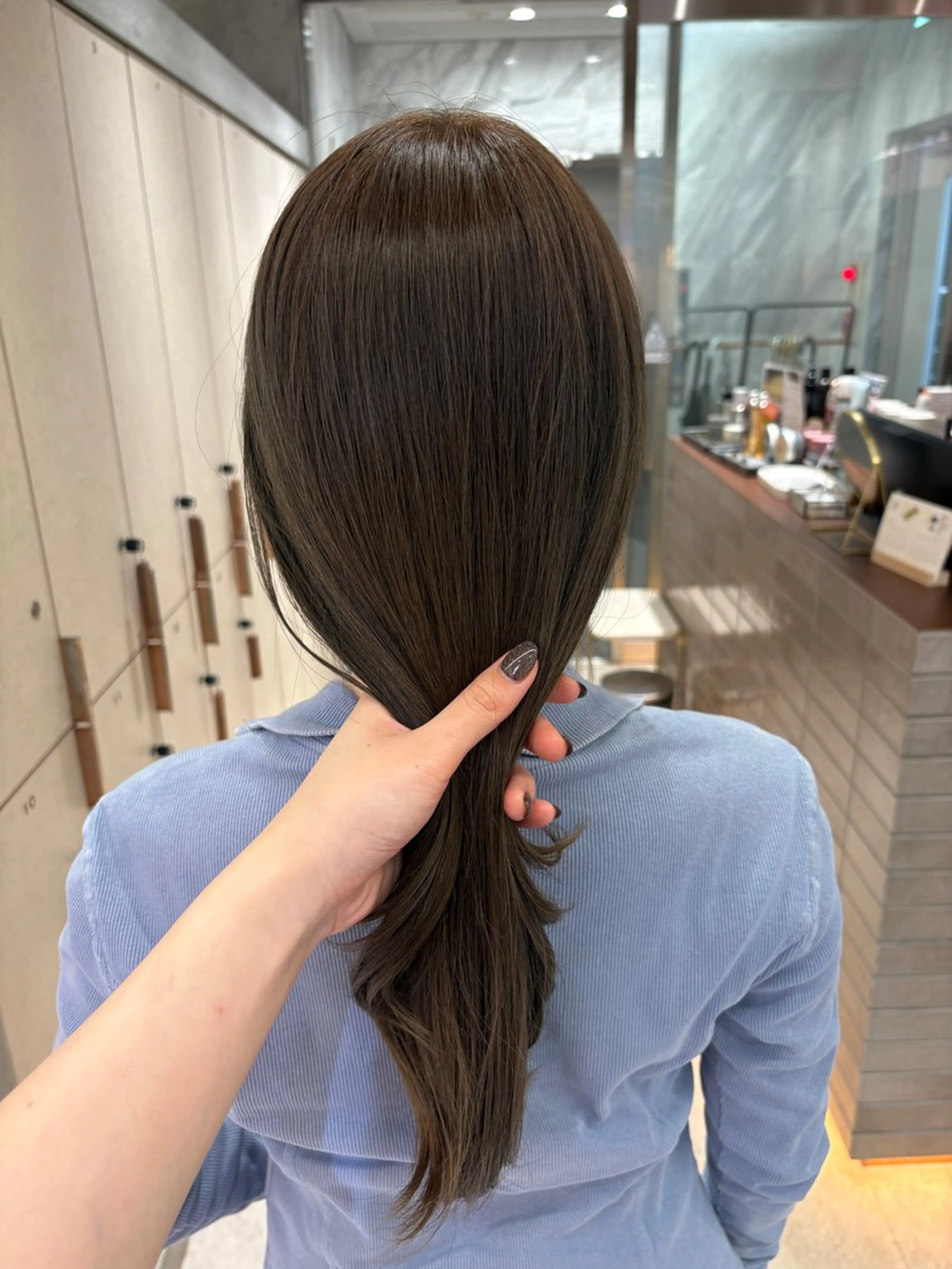 セミロング カラー ブリーチ 透明感カラー カット ヘアカラー トリートメント 顔周りレイヤーカット /髪質改善/ゆう🤍のヘアスタイル