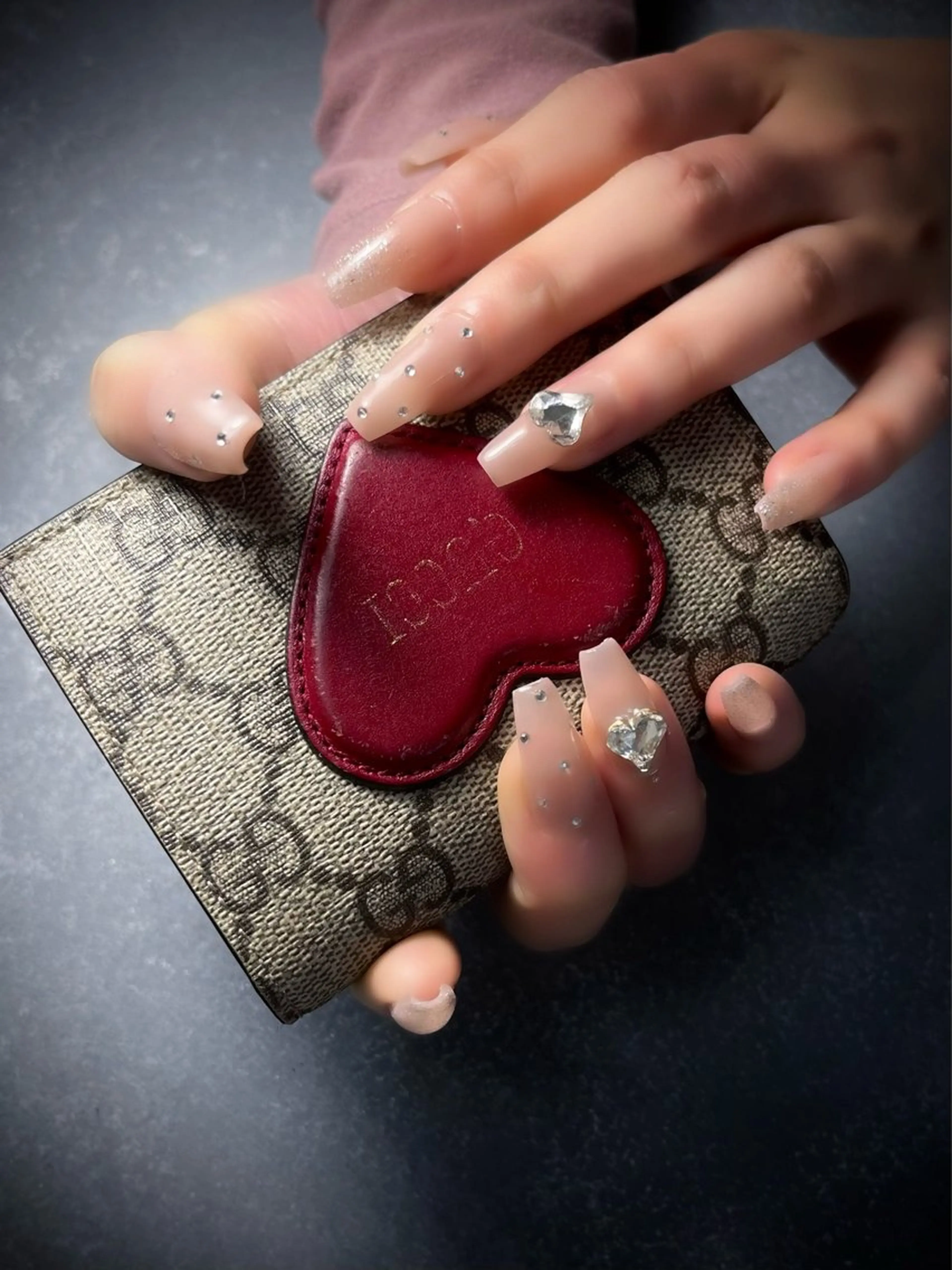 ネイル キラキラネイル マグネットネイル ワンカラーネイル スカルプネイル ワンホンネイル nine.🦋 YUKOのネイルデザイン