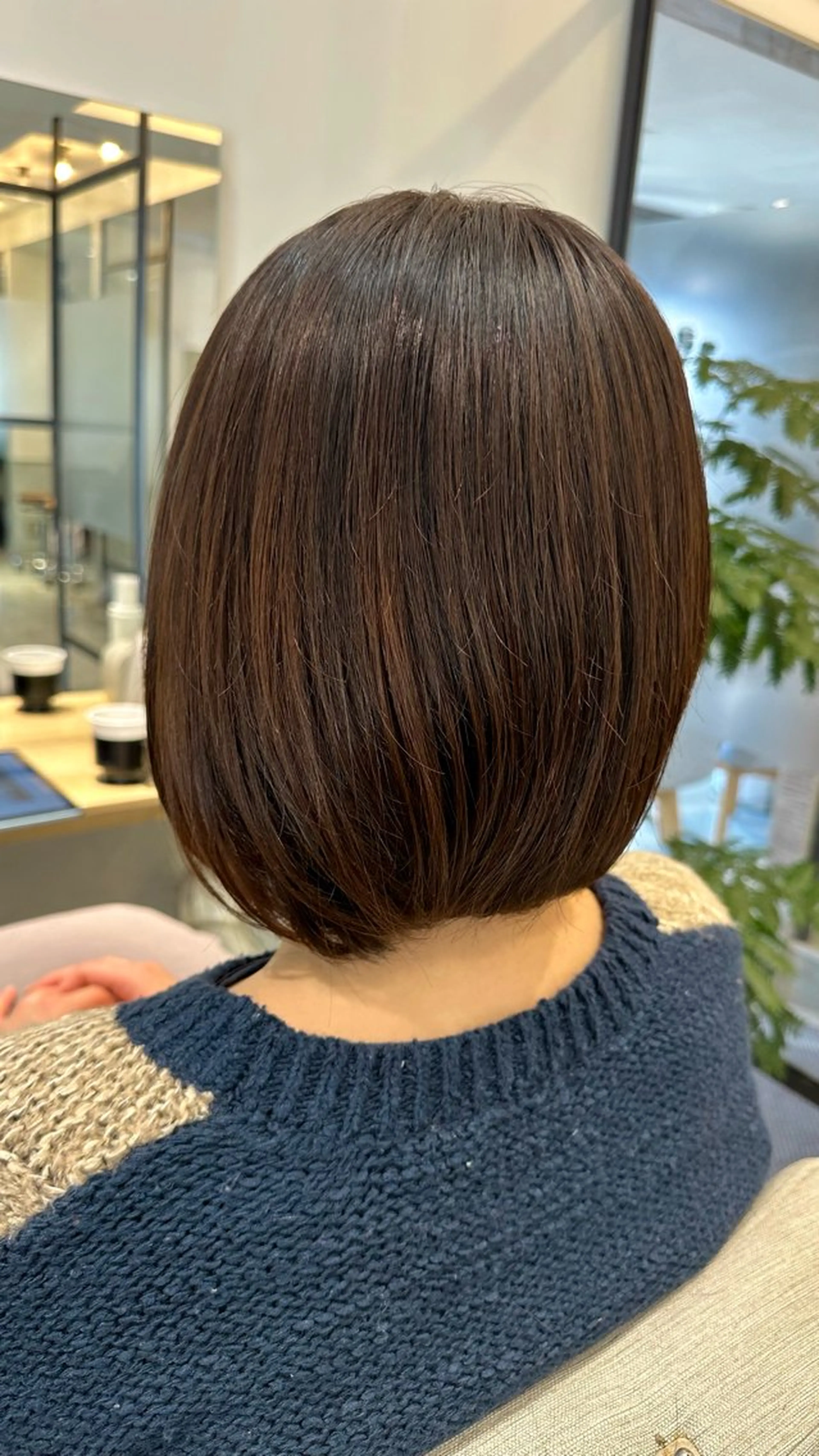 ショート カラー 前下がりボブ ボブ 髪質改善 カット ヘアカラー トリートメント ショート/ボブ/ 髪質改善/小林祥弘のヘアスタイル