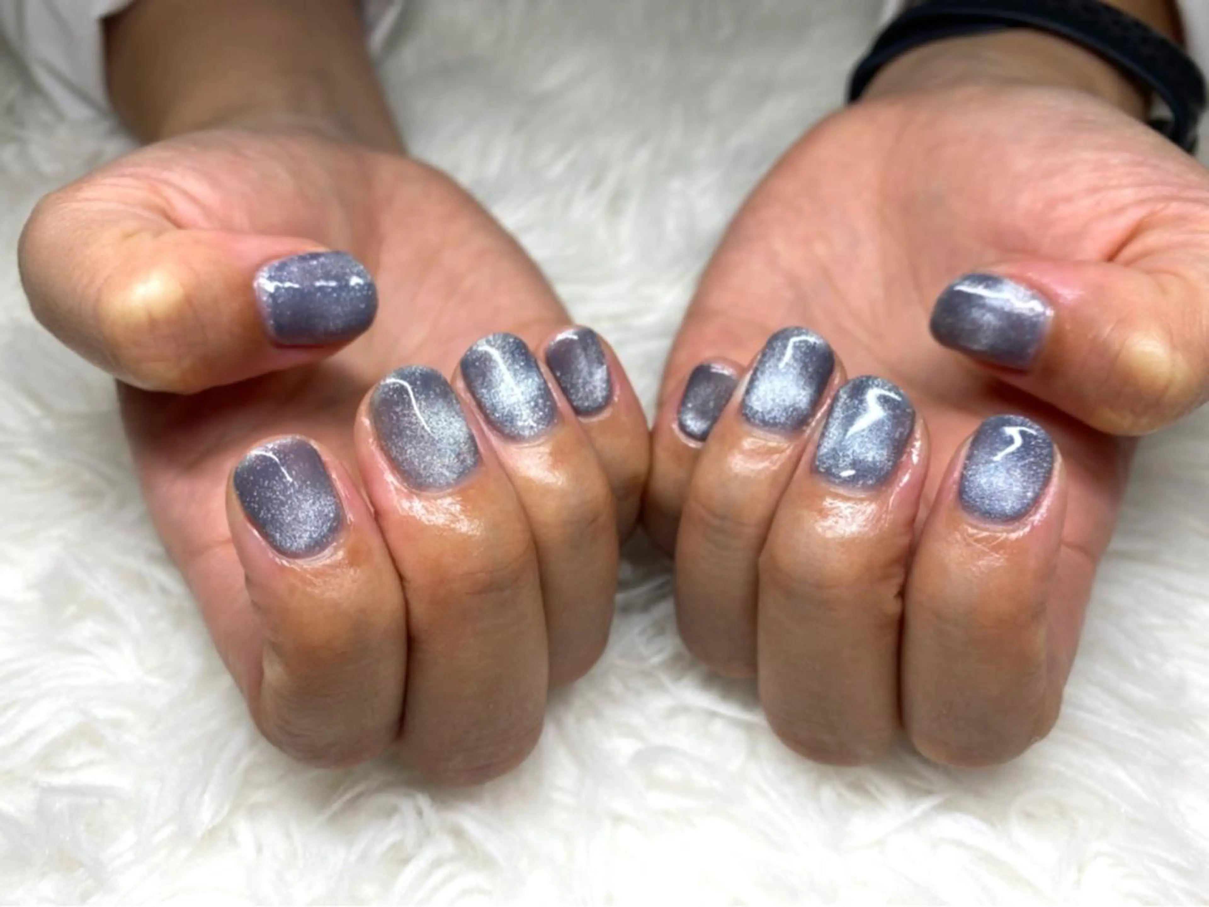 ネイル ブルー マグネットネイル ニュアンスネイル ワンカラーネイル シンプルネイル ハンドネイル ViMORE あやのネイルデザイン