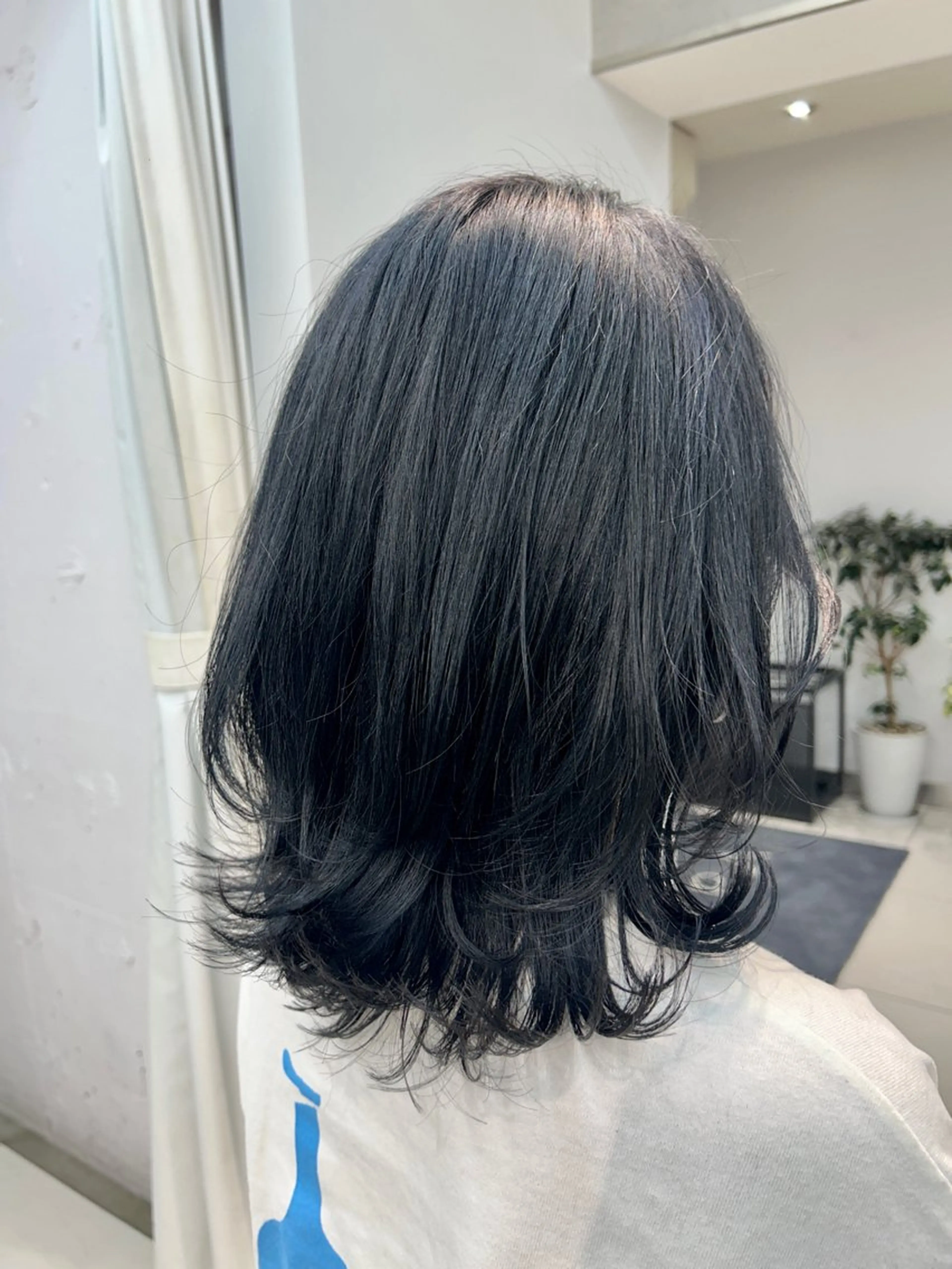 ミディアム レイヤー×ツヤカラー 渋谷/kougaのヘアスタイル