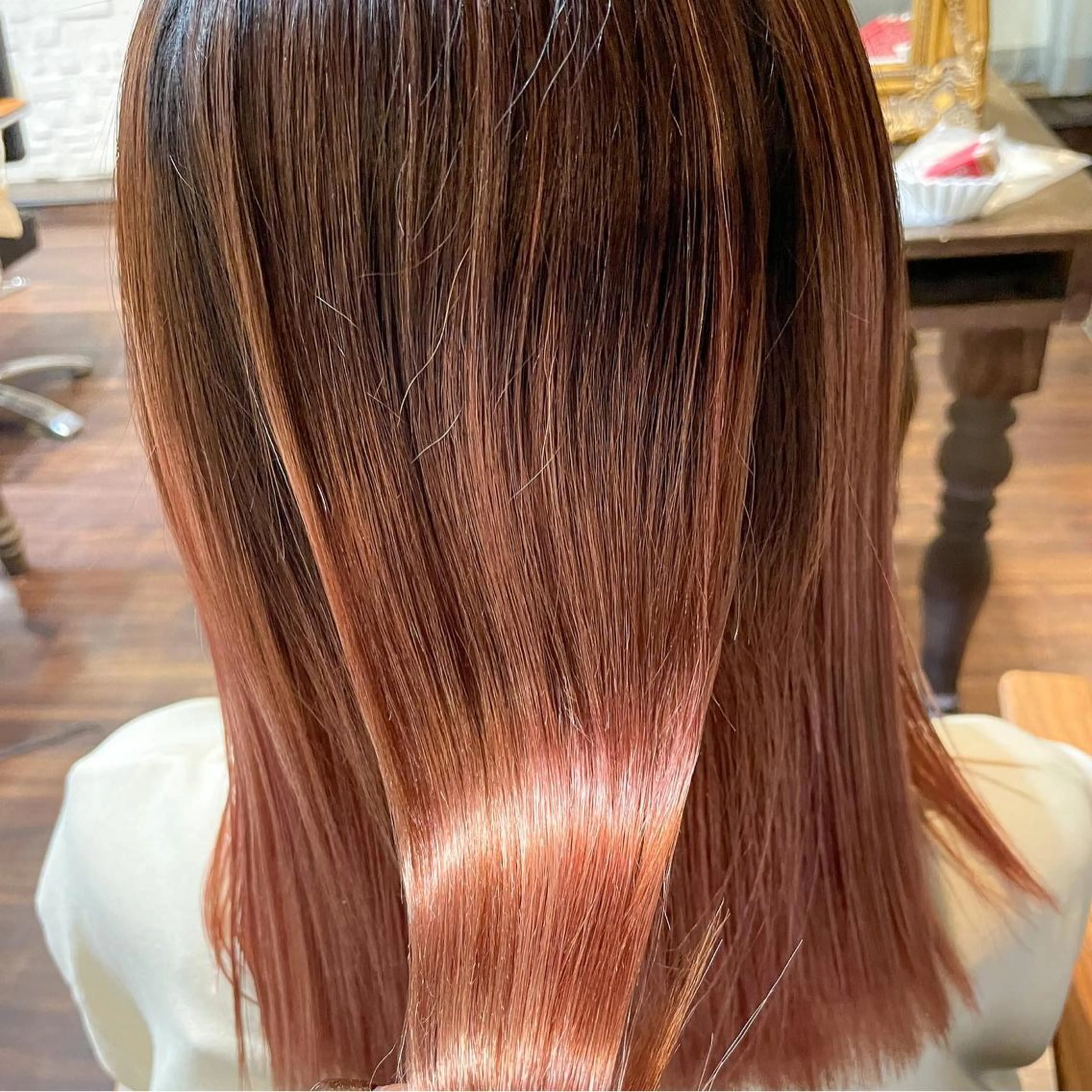 ミディアム Michel by chainon    ミッシェルバイシェノン所属・美髪職人/傷ませない カラー/橋本拓弥のヘアスタイル