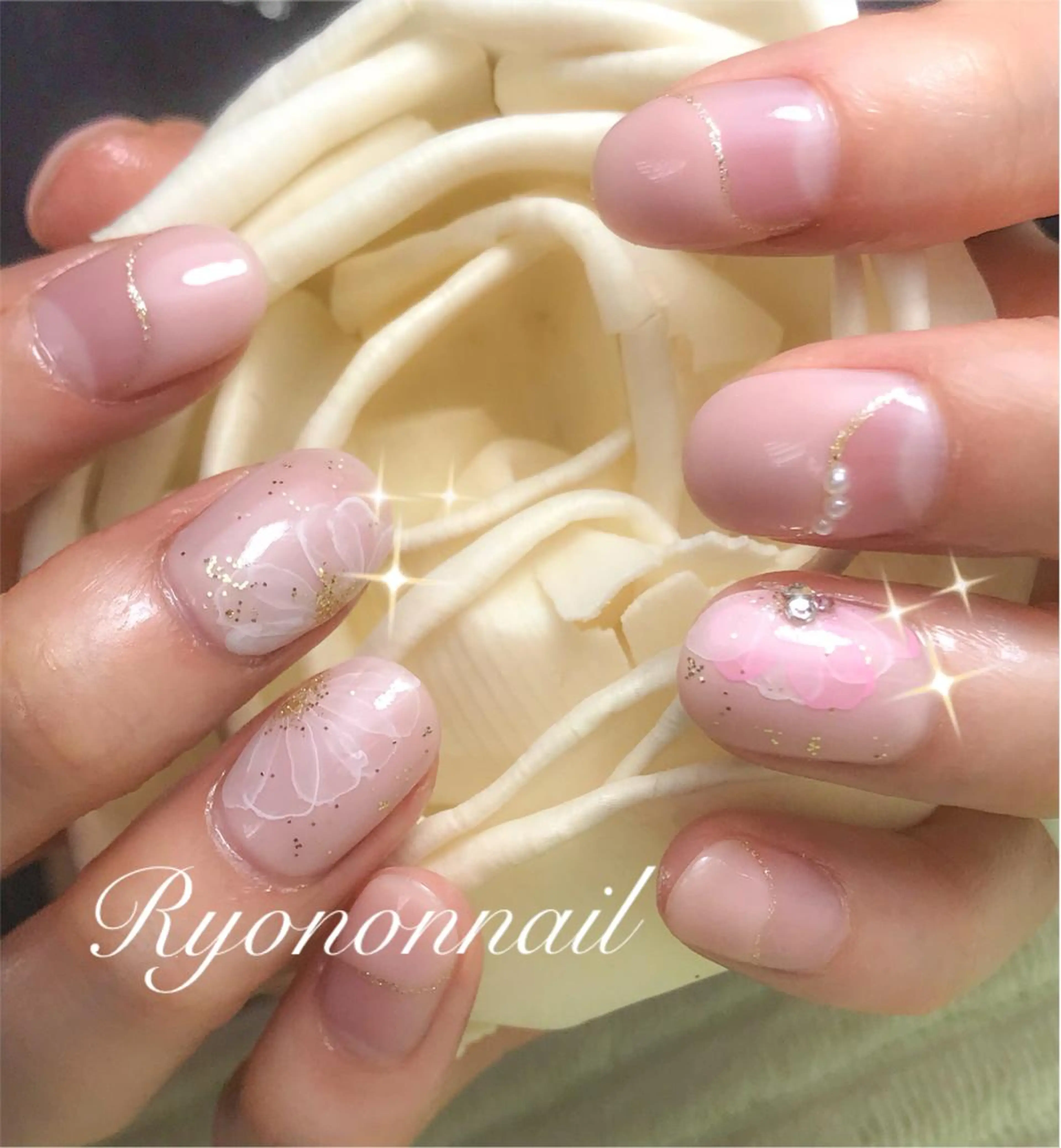 ネイル Ryononnail(リョノンネイル)所属・Ryononnail 上谷典子のネイルデザイン