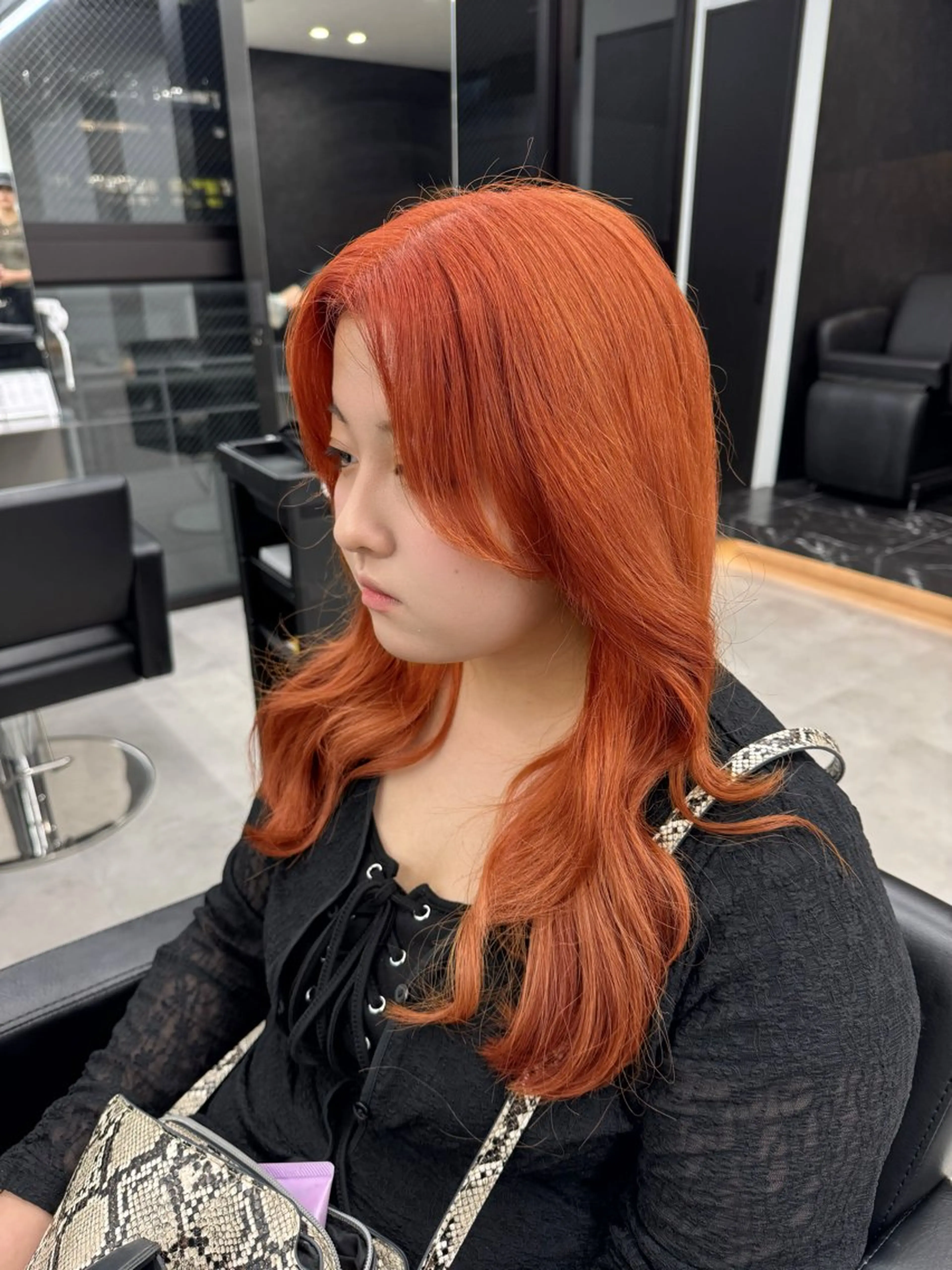 ロング カラー ベージュカラー ブリーチ オレンジ オレンジベージュ カット ヘアカラー エクステ/透明感 韓国ヘア/KENTAのヘアスタイル