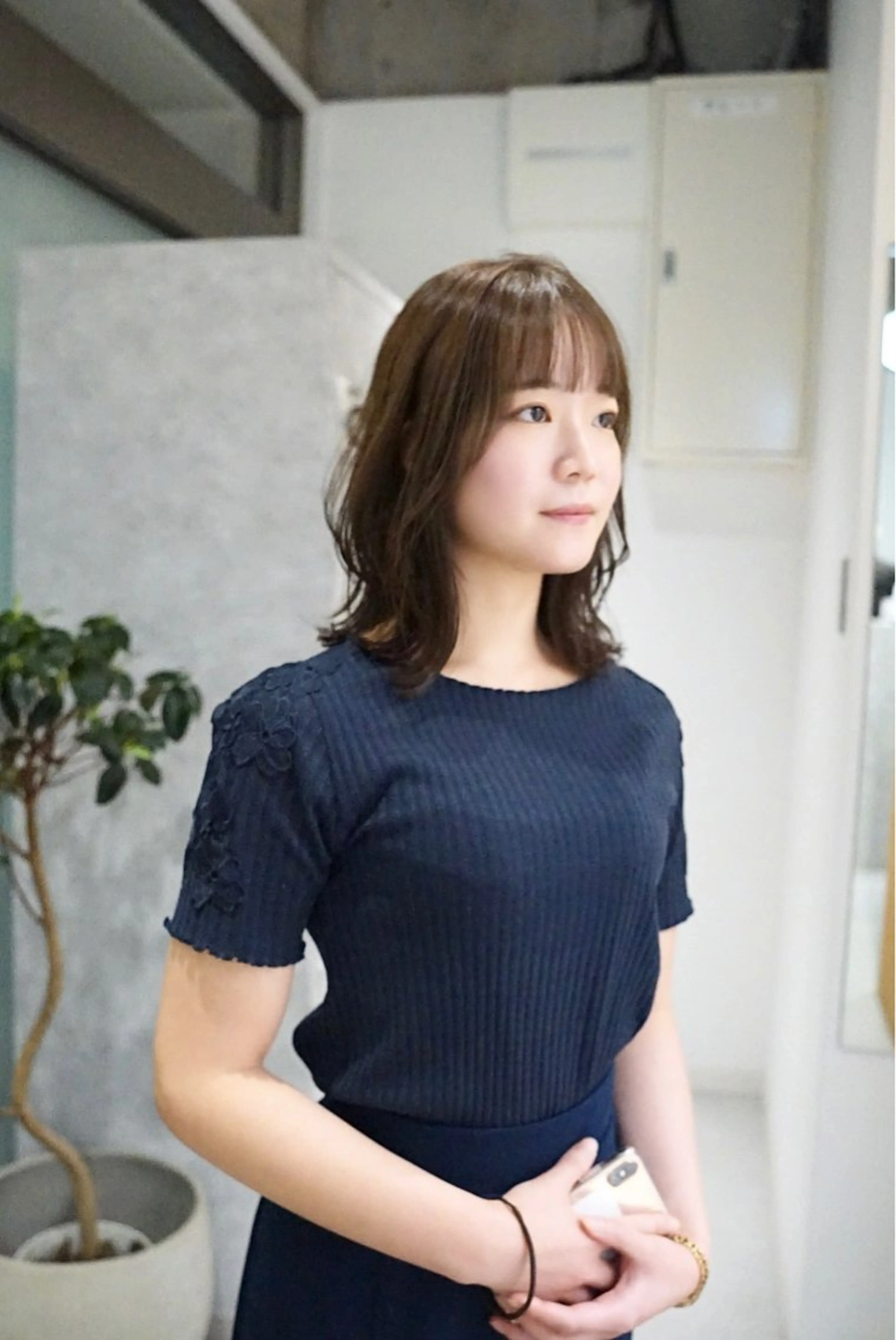 ミディアム カット 月100人以上 髪質改善施術｜谷口のヘアスタイル