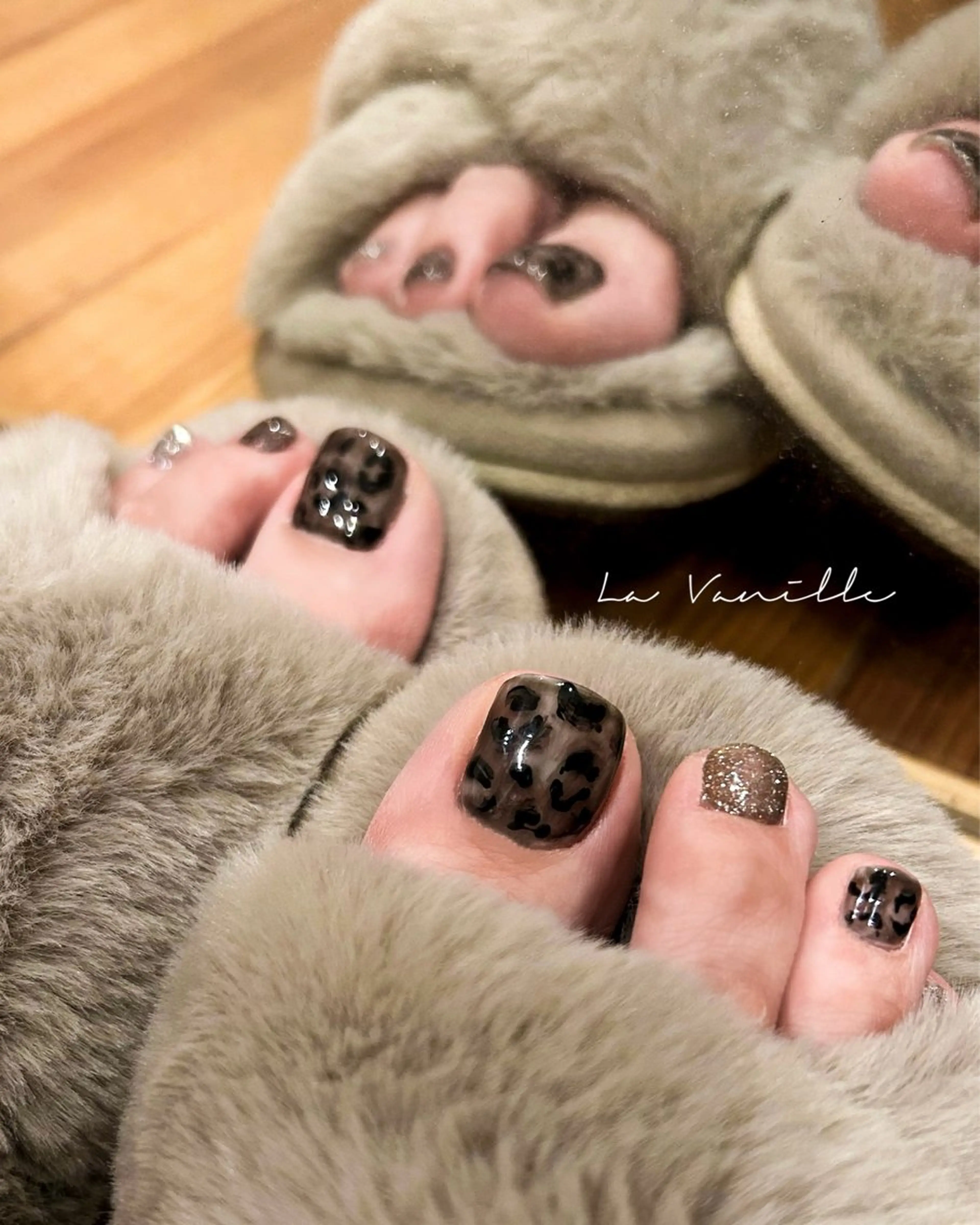 フットメニュー(カラー＋アート4本🎨)【フットが初めてのリピーター様も対象！】の写真