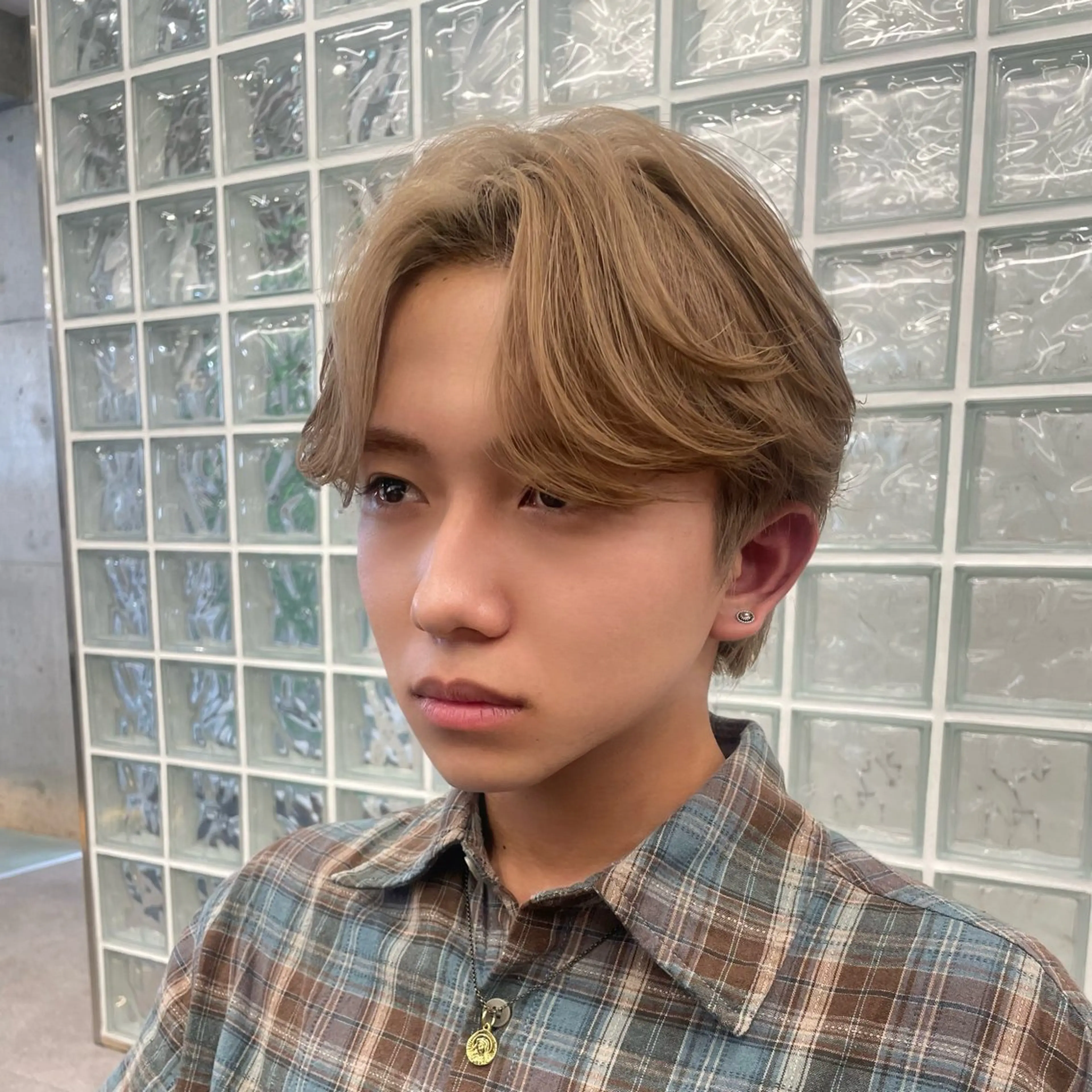 カラー メンズ ヘアカラー ミルクティーベージュ /sara💛のヘアスタイル