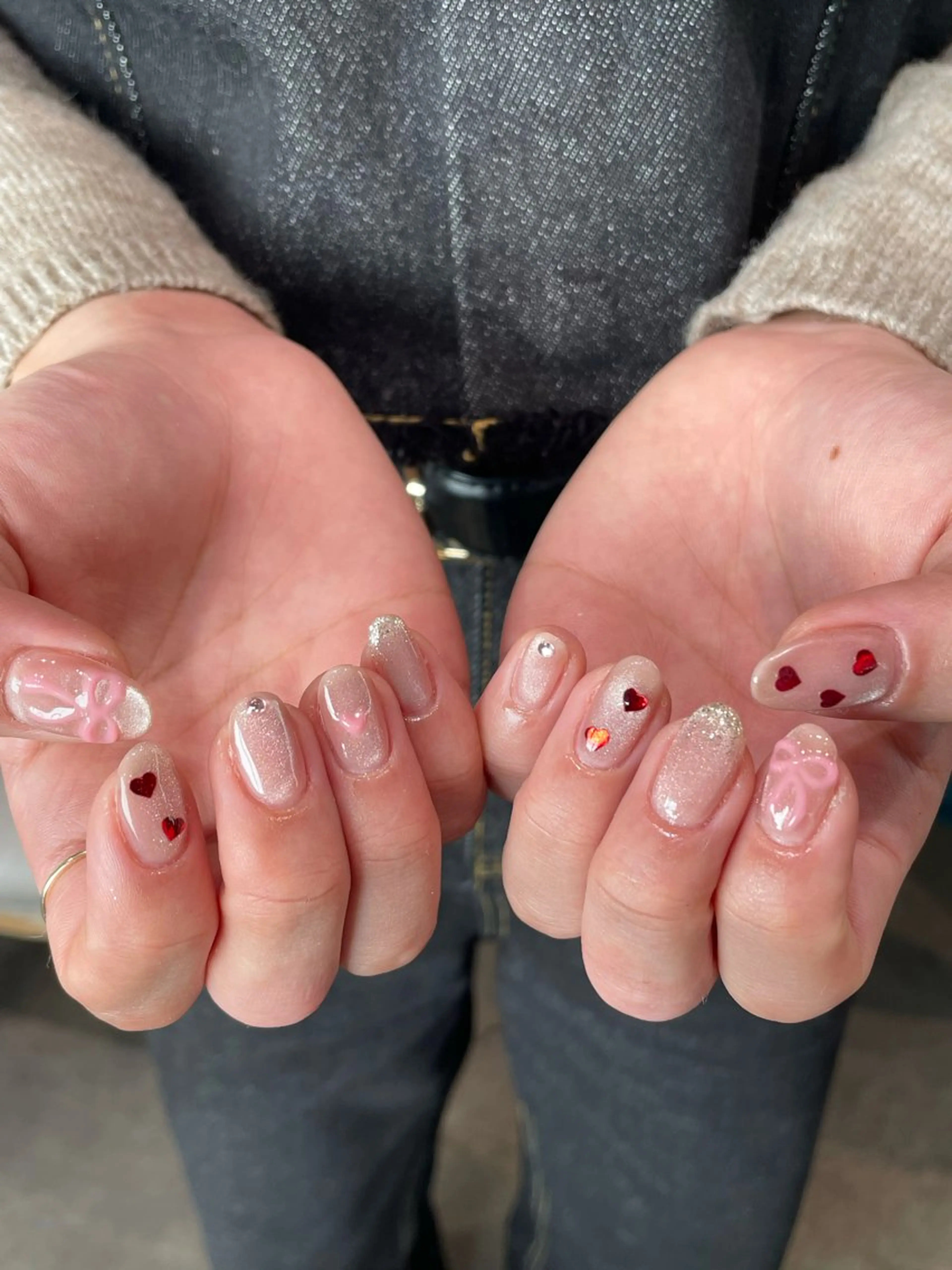 ネイル バレンタイン ハンドネイル ナチュラル透明感🌱 小山美樹子のヘアスタイル