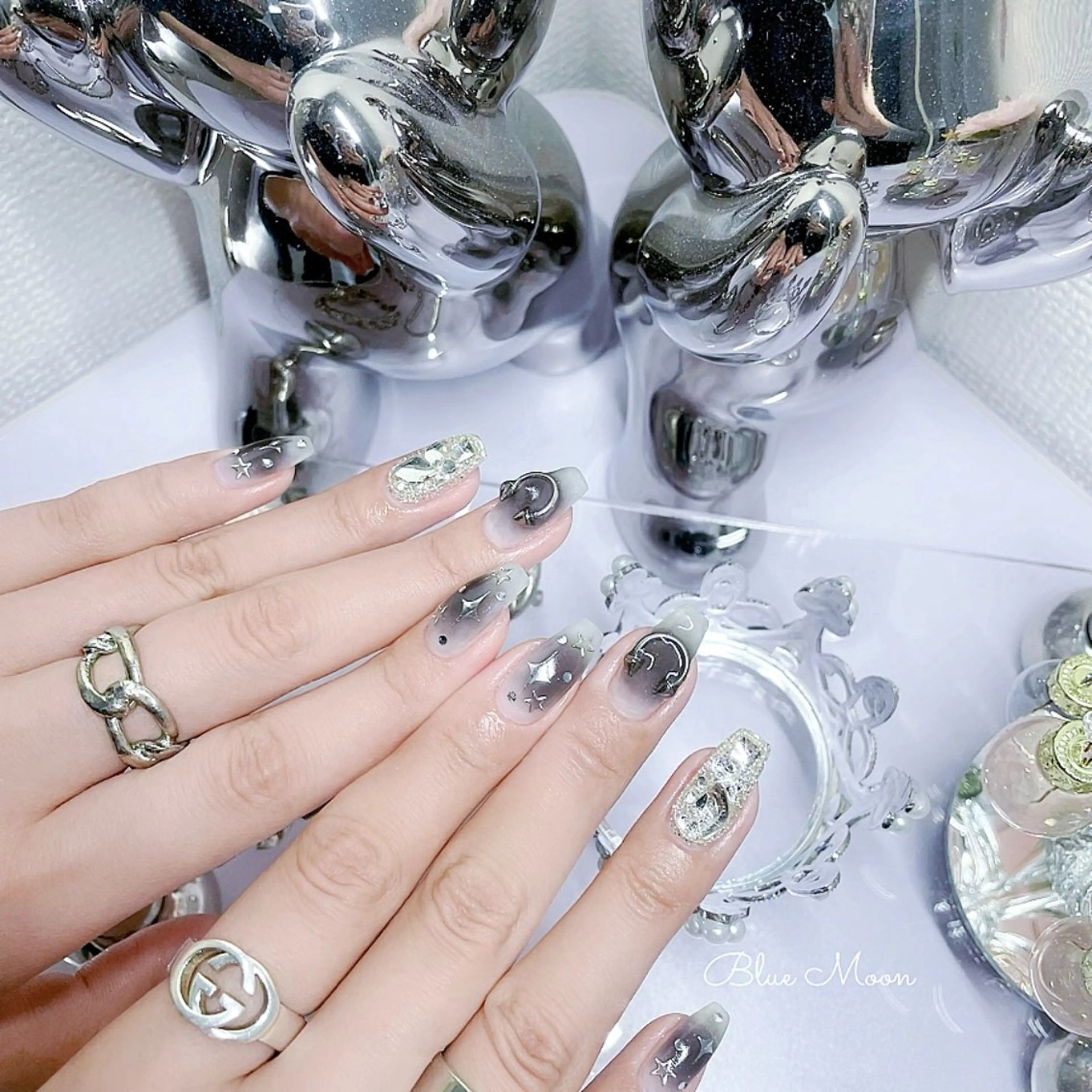 ネイル ハンドネイル フットネイル ハンドケア nail salon Blue Moonのネイルデザイン