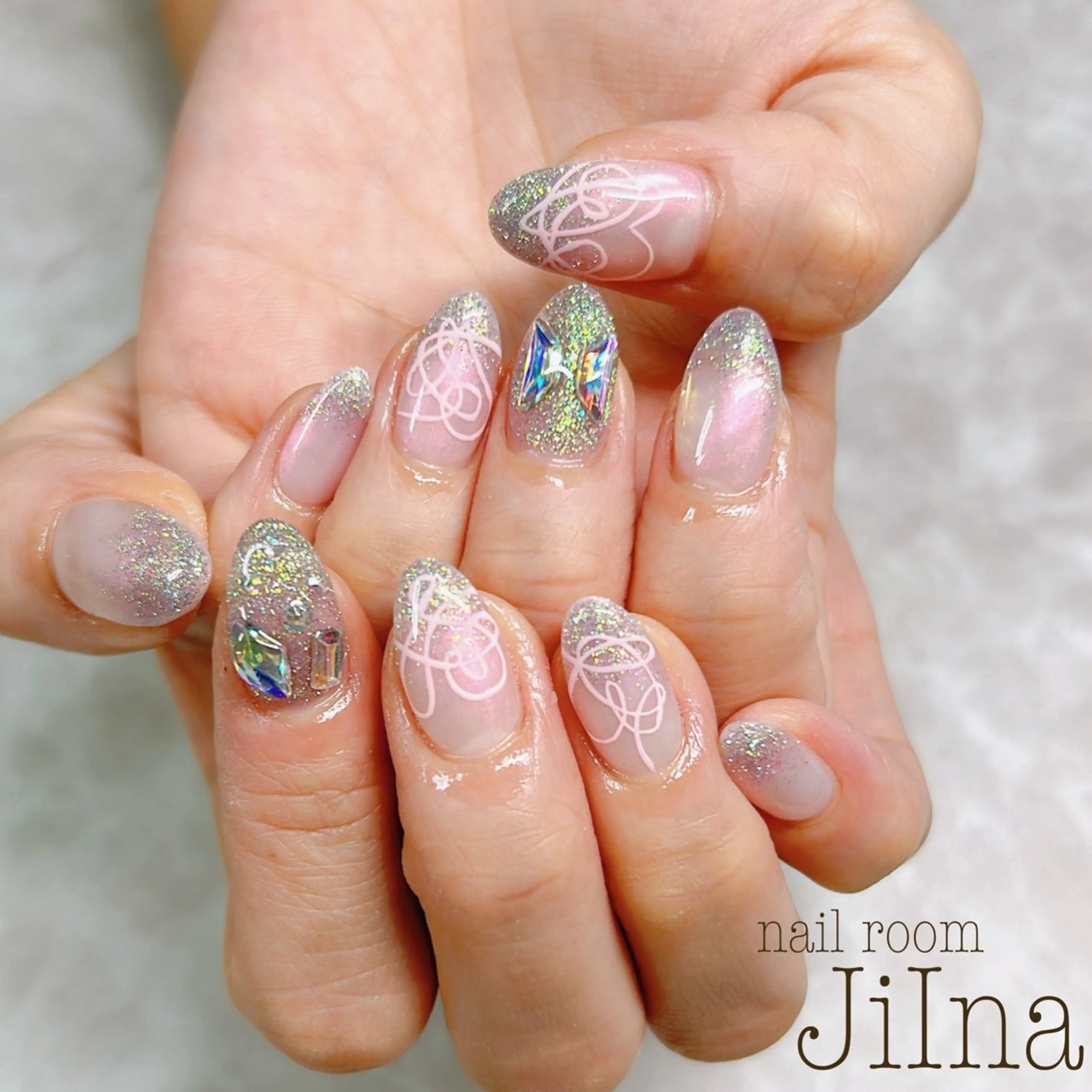 ネイル 持ち込み JiIna nailのネイルデザイン