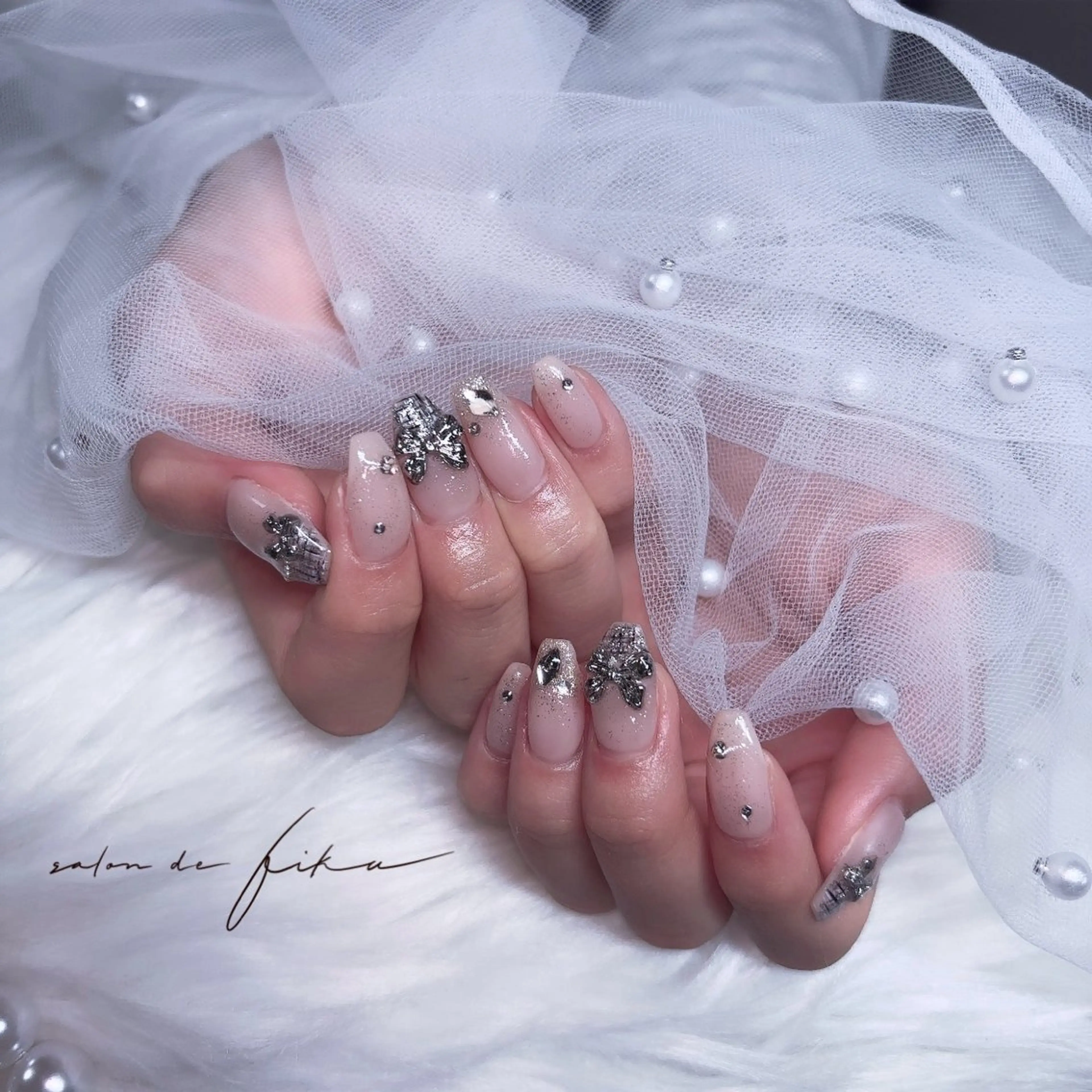 ネイル ツイードネイル ハンドネイル ayano 【パラジェル取扱店】のネイルデザイン