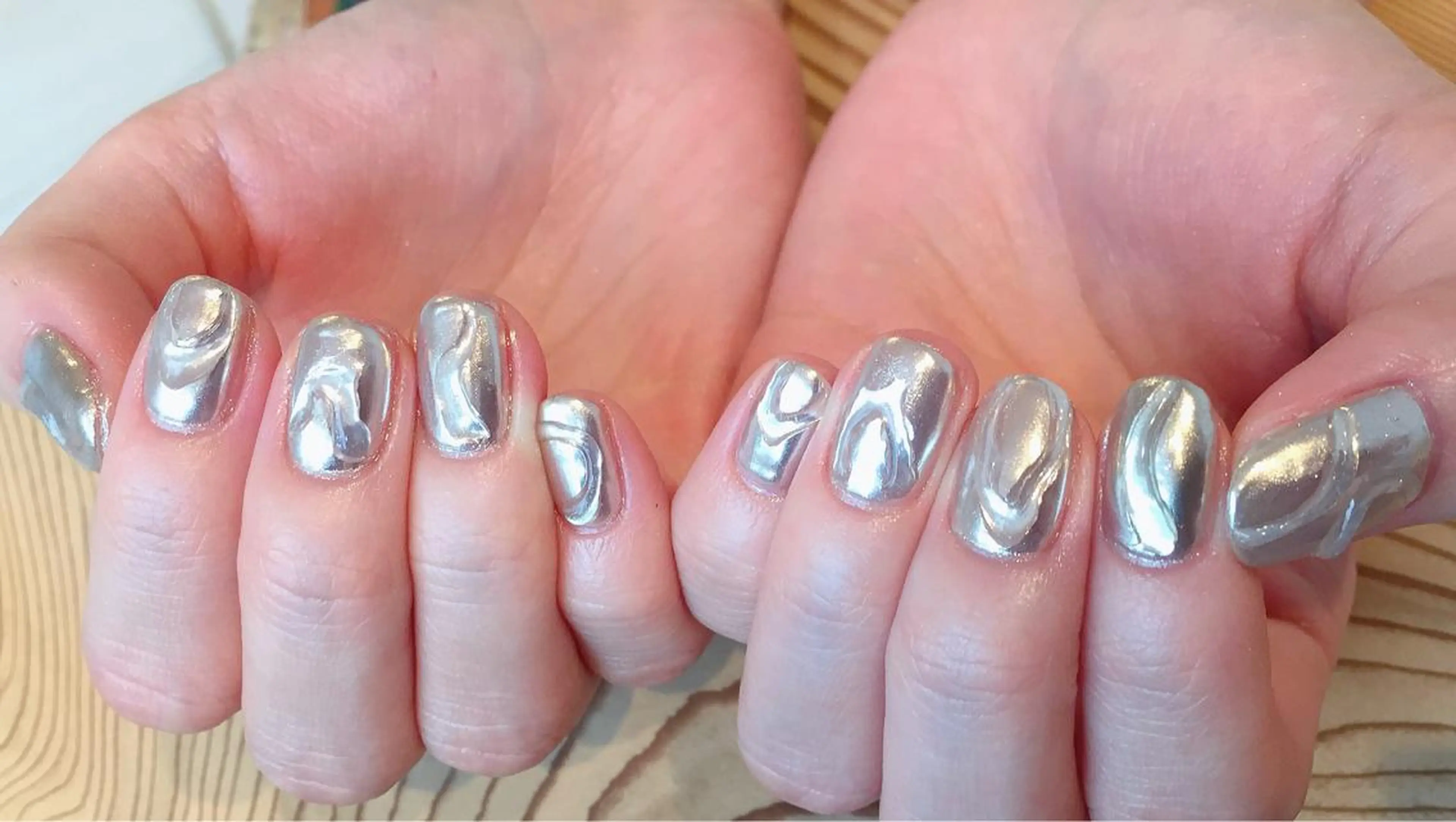 ネイル ｱｲﾗｯｼｭ ﾈｲﾙ ｻﾛﾝ つけるのマツエク・マツパデザイン