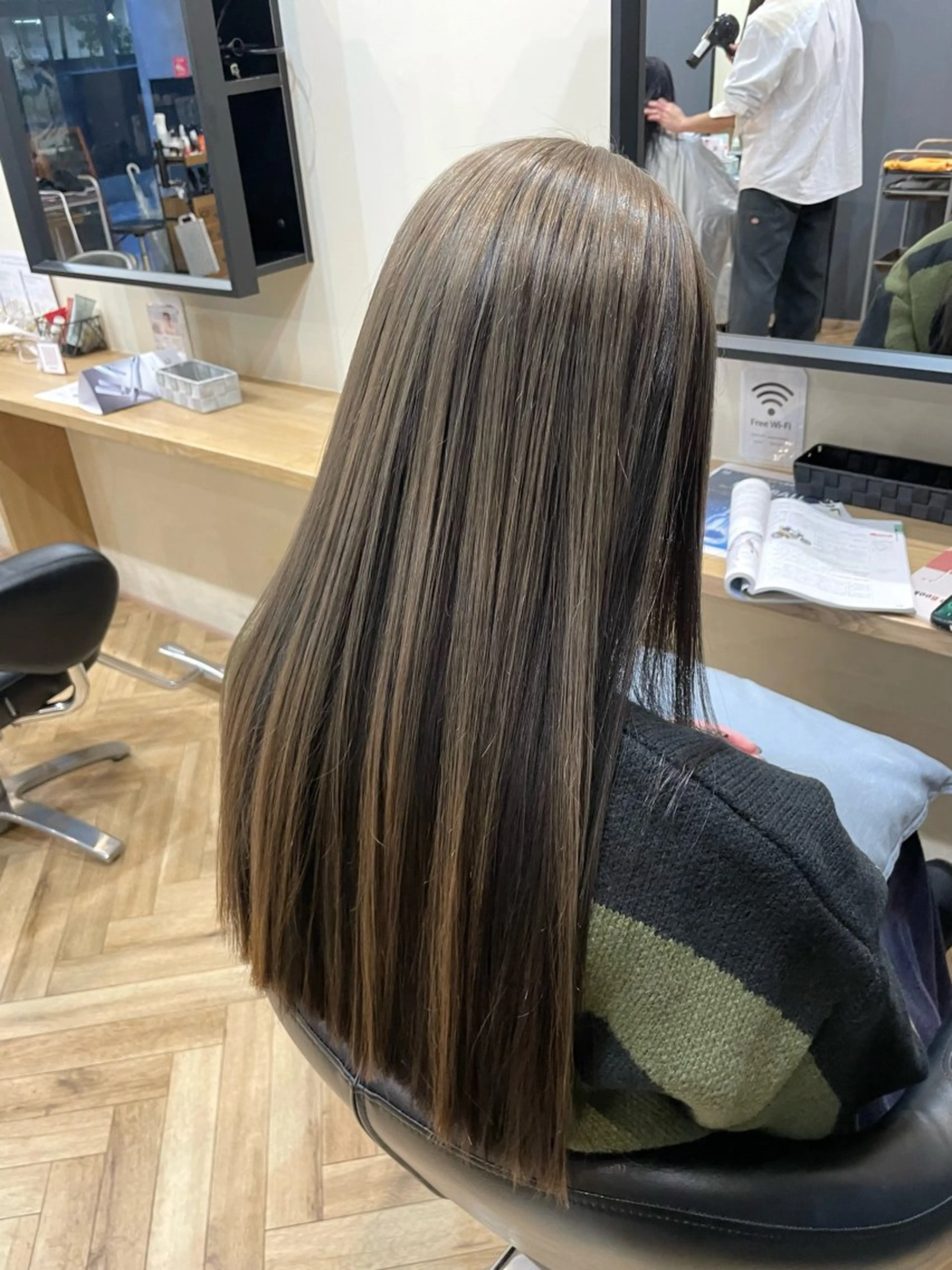 ロング 鎌取/透明感カラー /ボブ/顔まわりのヘアスタイル