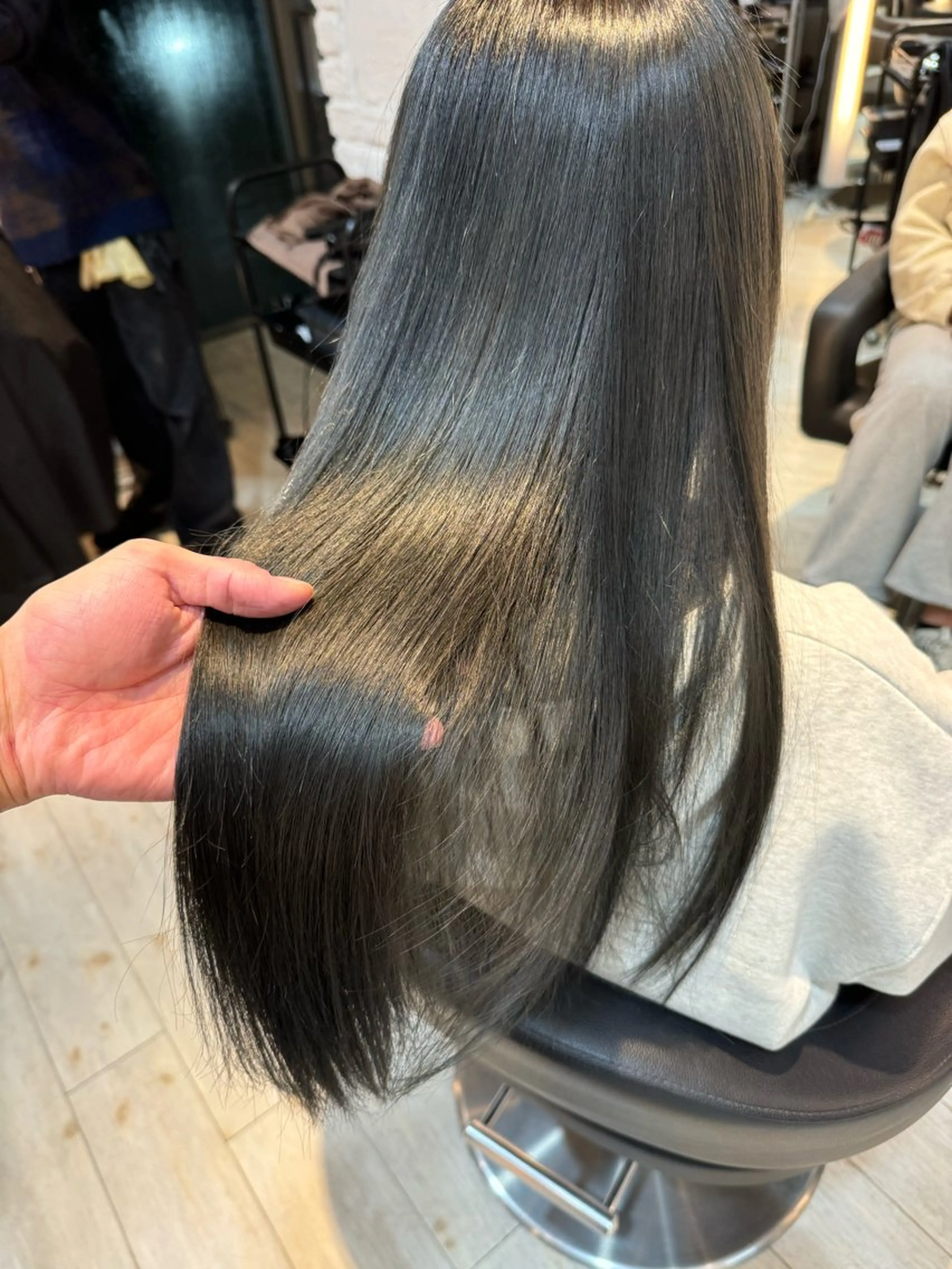 セミロング カラー 髪質改善 縮毛矯正/カット/ 韓国ヘア/蛯原🍤のヘアスタイル