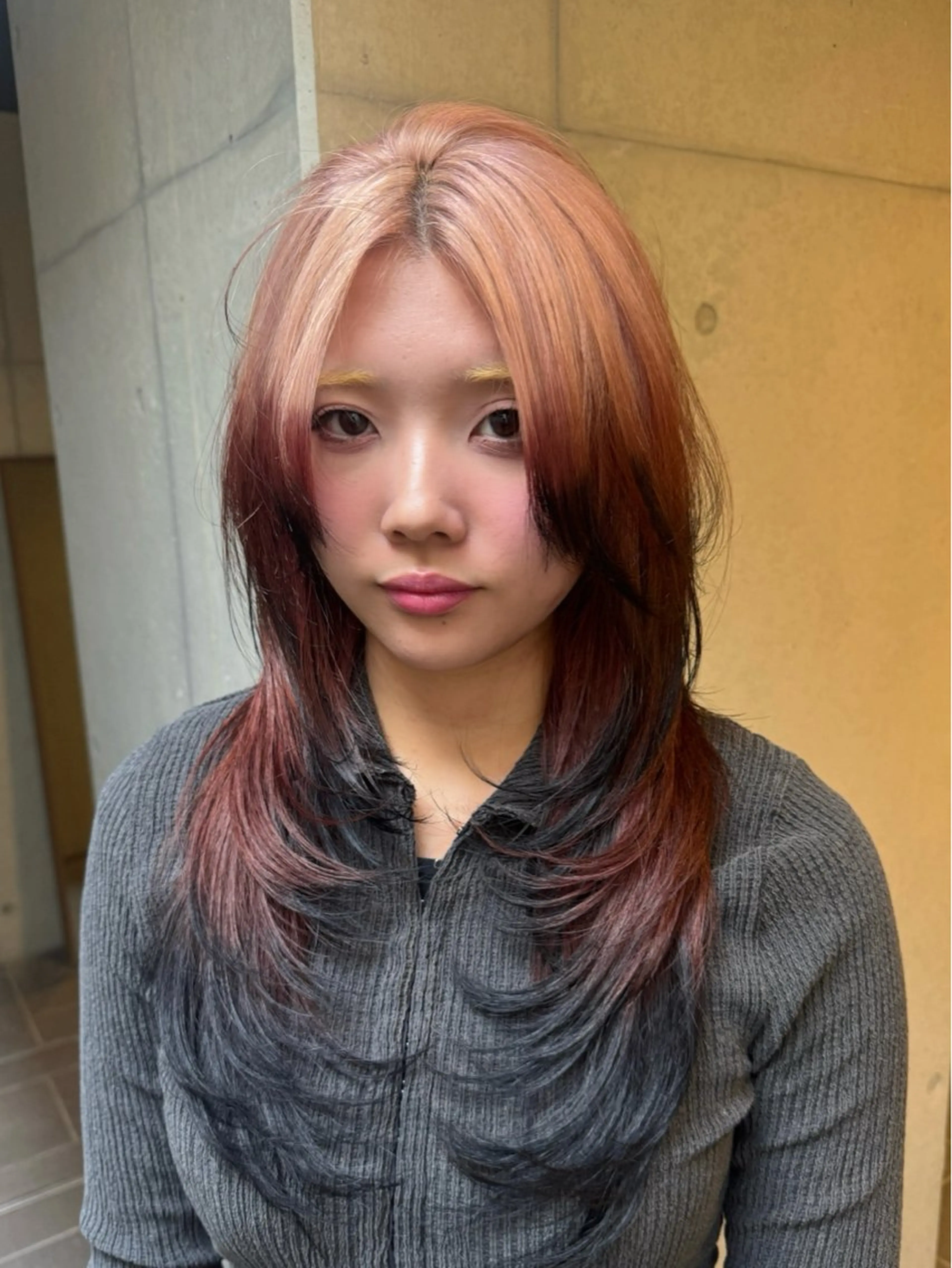 ロング カラー デザインカラー ハッシュカット レイヤーカット カット ヘアカラー だいち/ブリーチ/ レイヤーカットのヘアスタイル