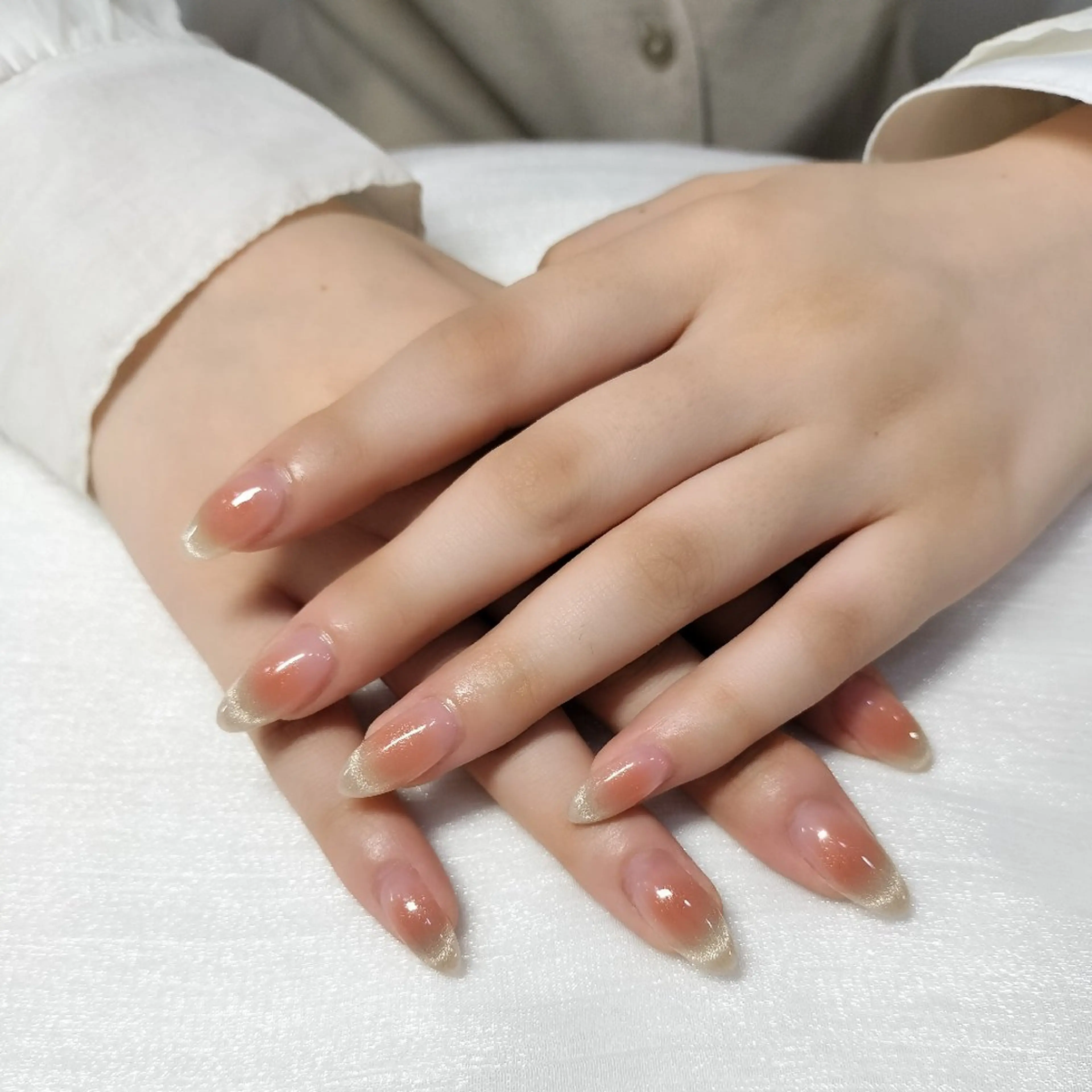 ⭐️新店キャンペーン中【初回ソフトジェルオフ無料】爆人気チークベース　マグネットグラデーション/フレンチの写真