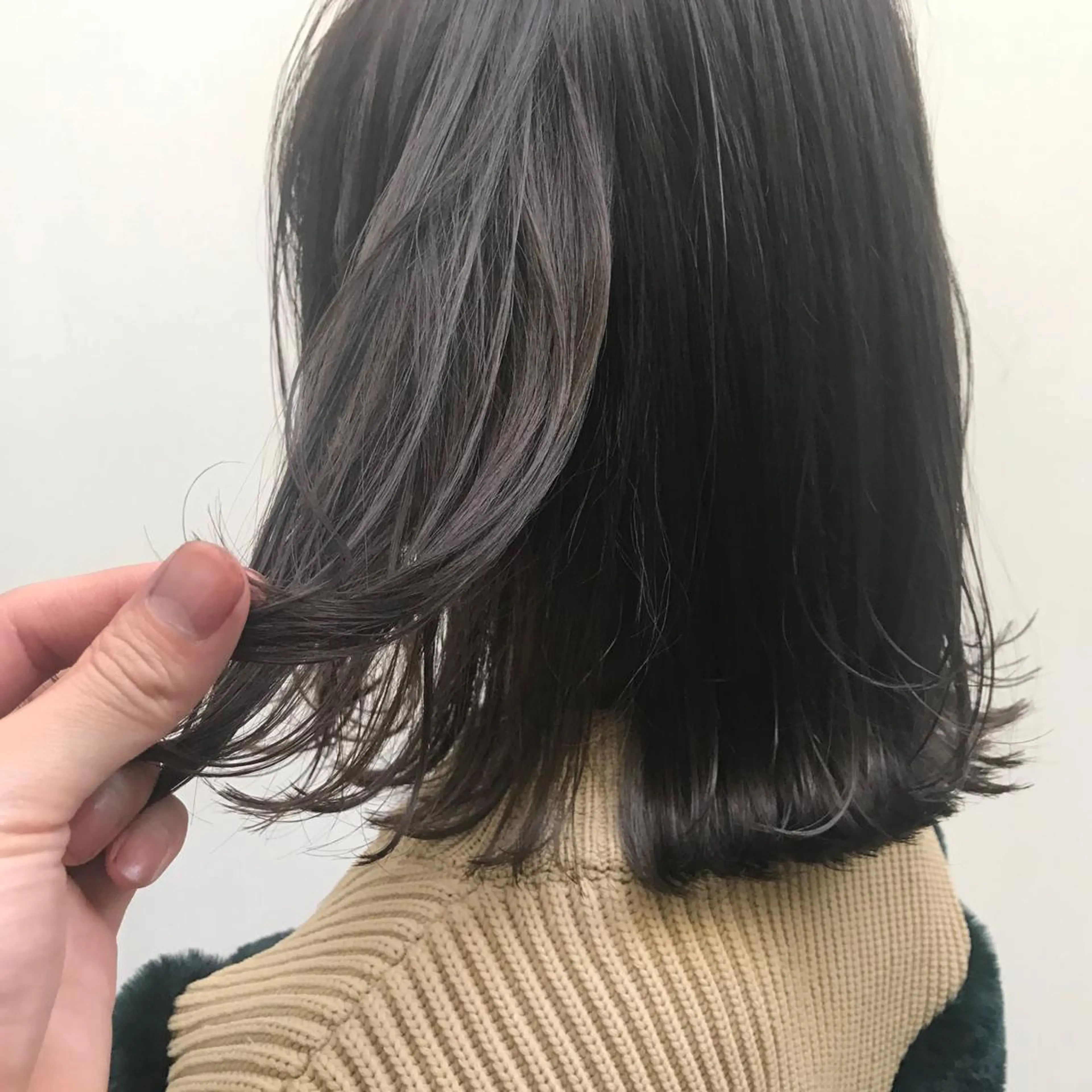 ミディアム カラー 日々所属・谷 大地のヘアスタイル