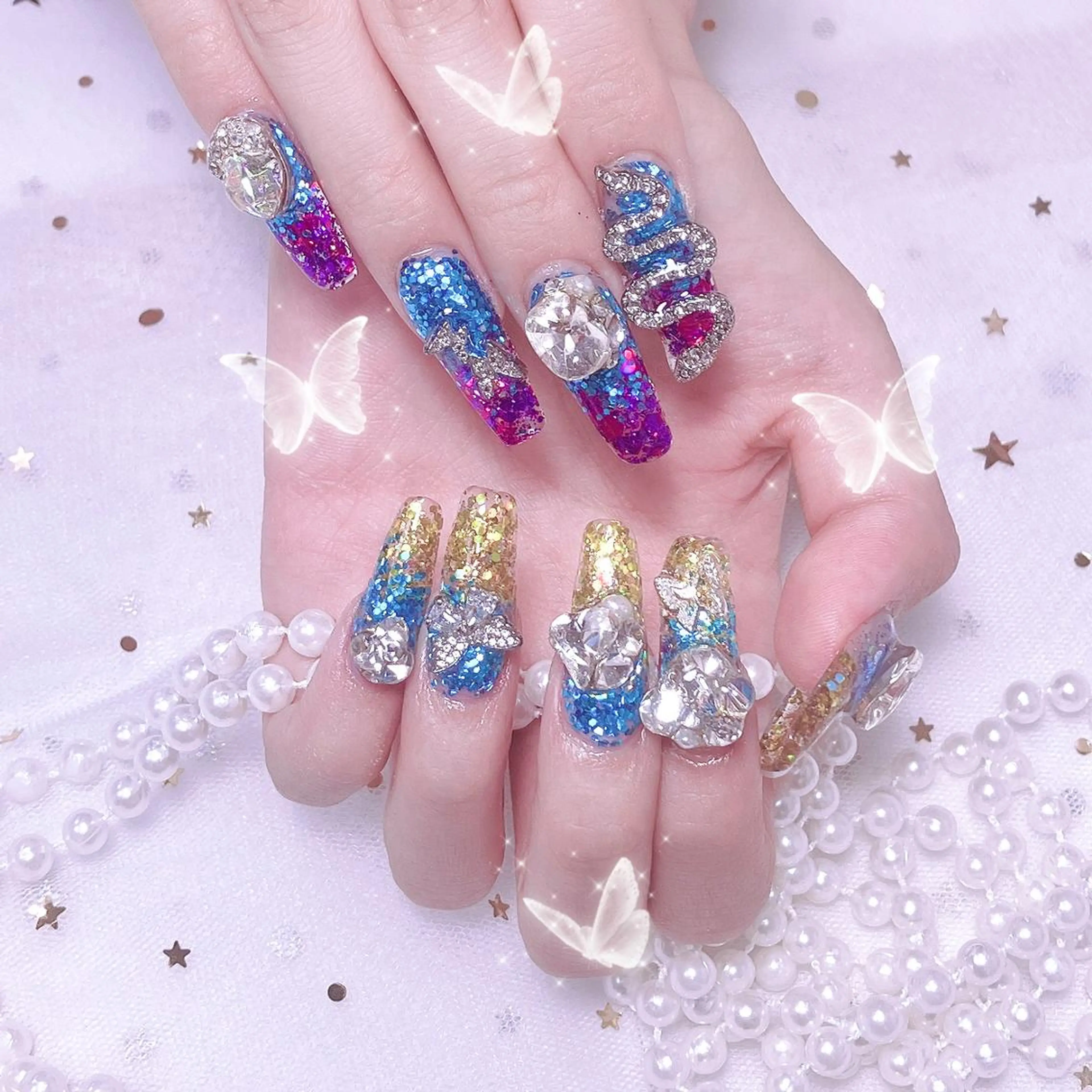 ネイル queens nailsalonのネイルデザイン
