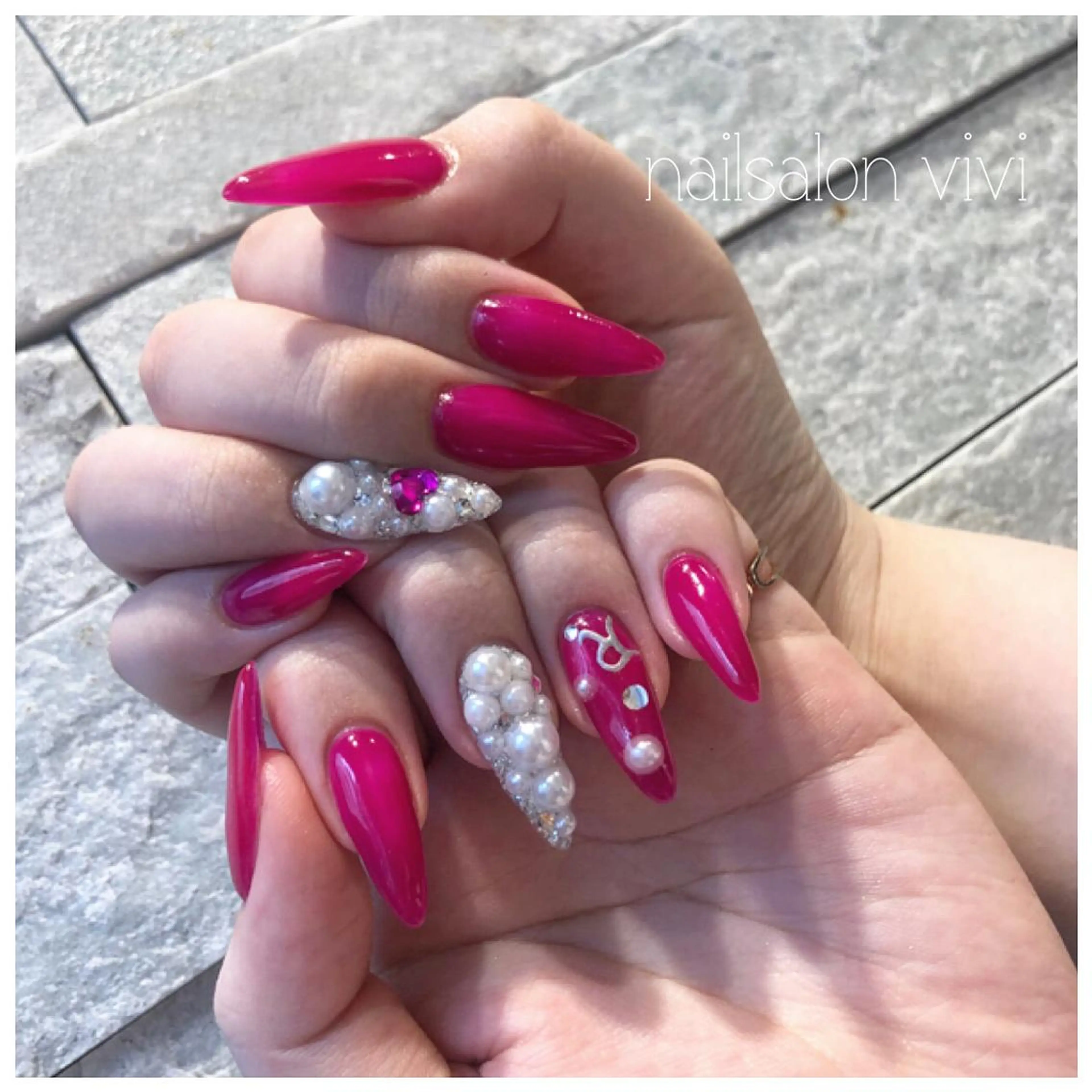 ネイル ＶＩＶＩ nailsalonのネイルデザイン