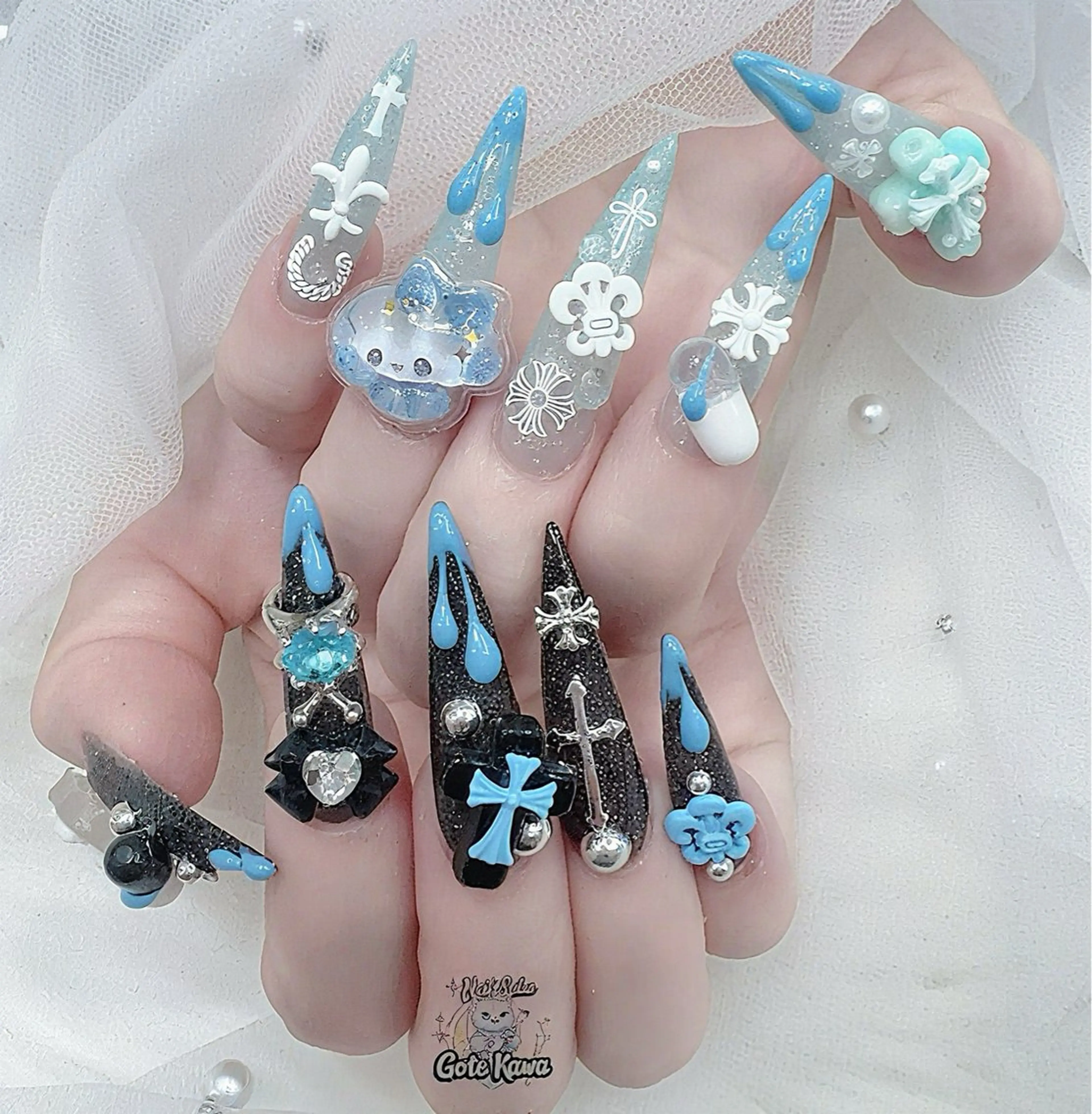 ネイル アートネイル 長さ出し キラキラネイル ピンク リボン ハンドネイル ハンドケア GOTE KAWA Nail Salon(ゴテかわ)所属・Gote Kawa nail salonのネイルデザイン