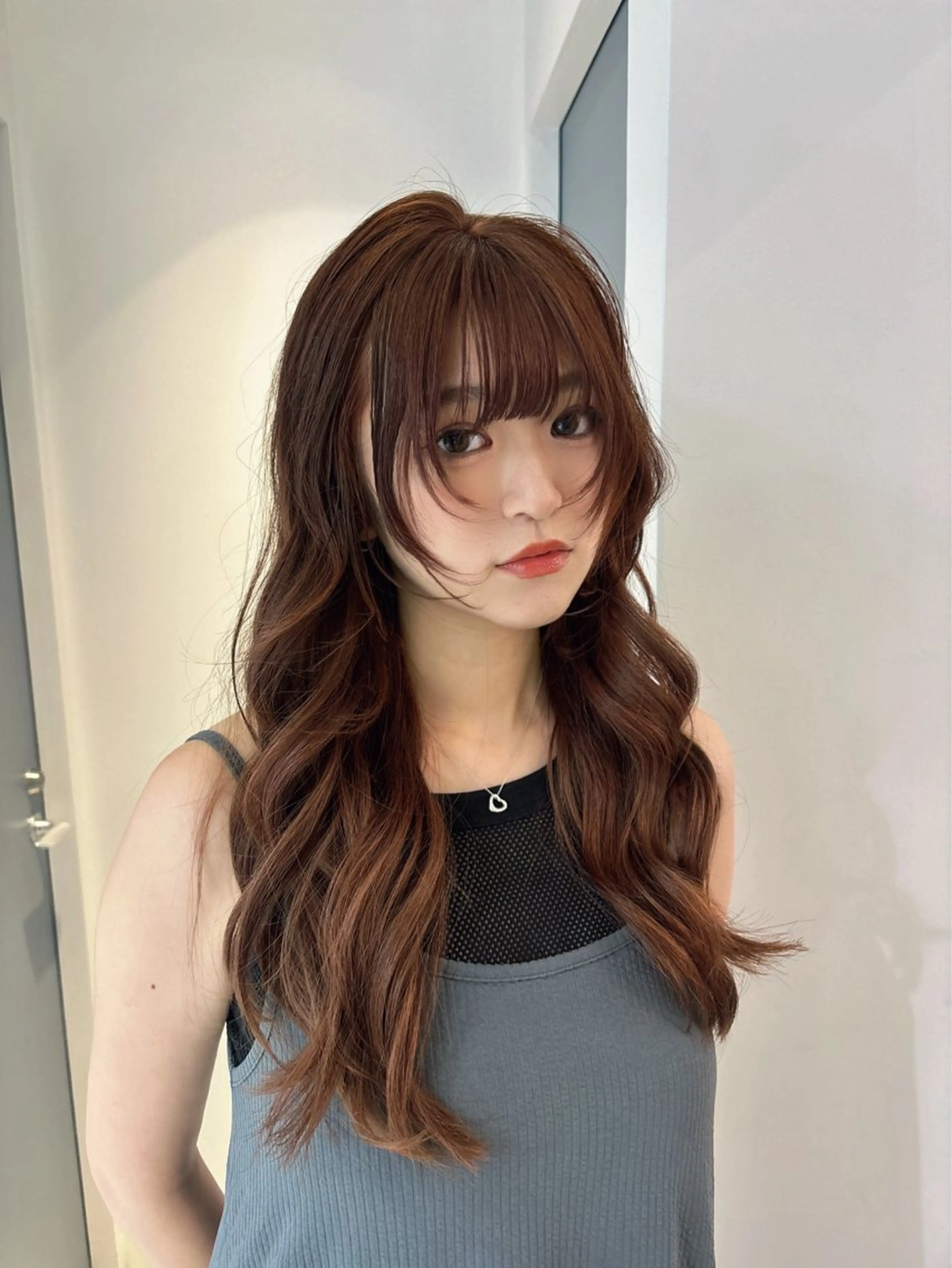 ロング オレンジブラウン カット ヘアカラー Hana ハイトーン🕯🩰のヘアスタイル