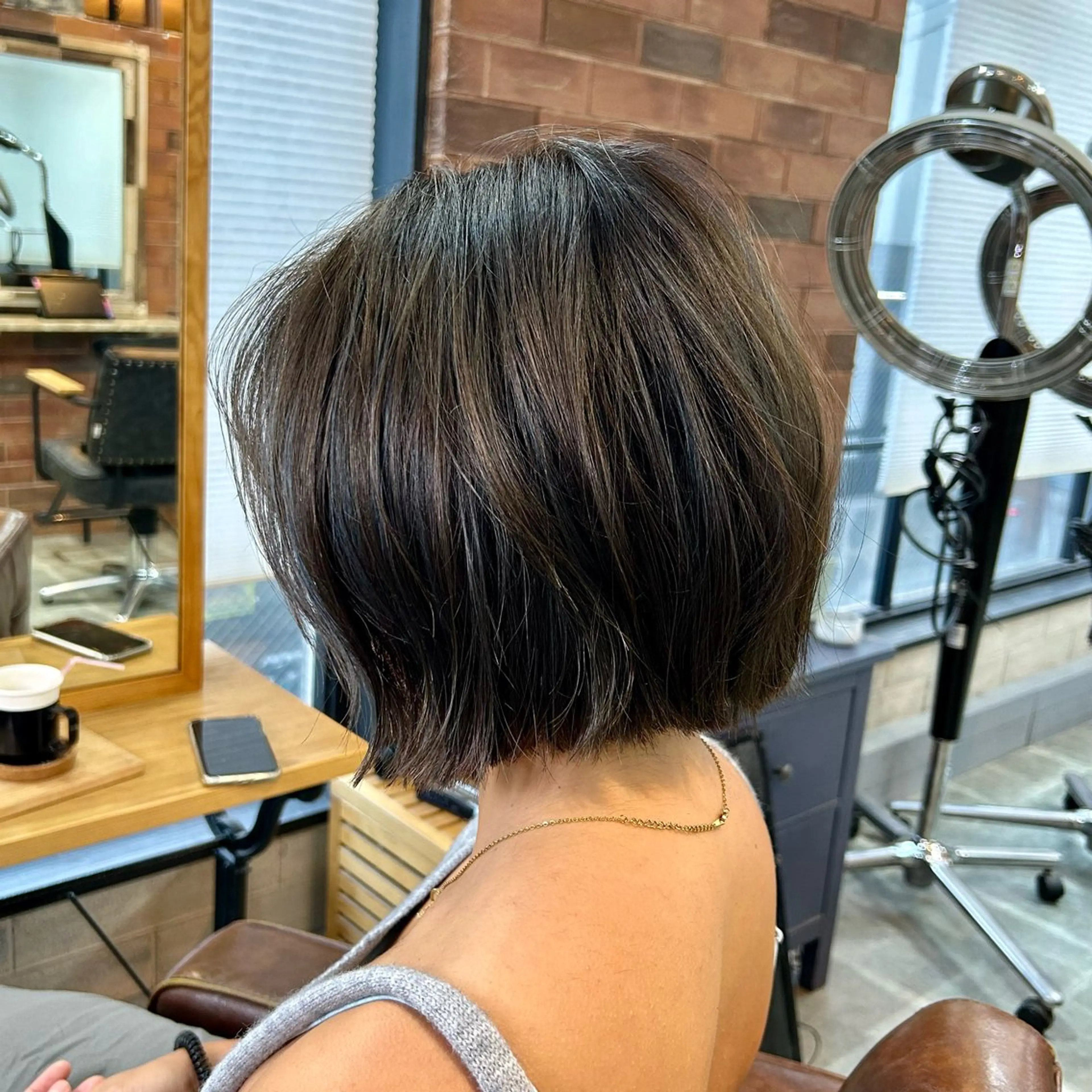 ショート カラー ボブレイヤー ボブ レイヤーカット LUAU岡本店所属・ボブ/レイヤーボブ/ 竹原湧太【LUAU】のヘアスタイル